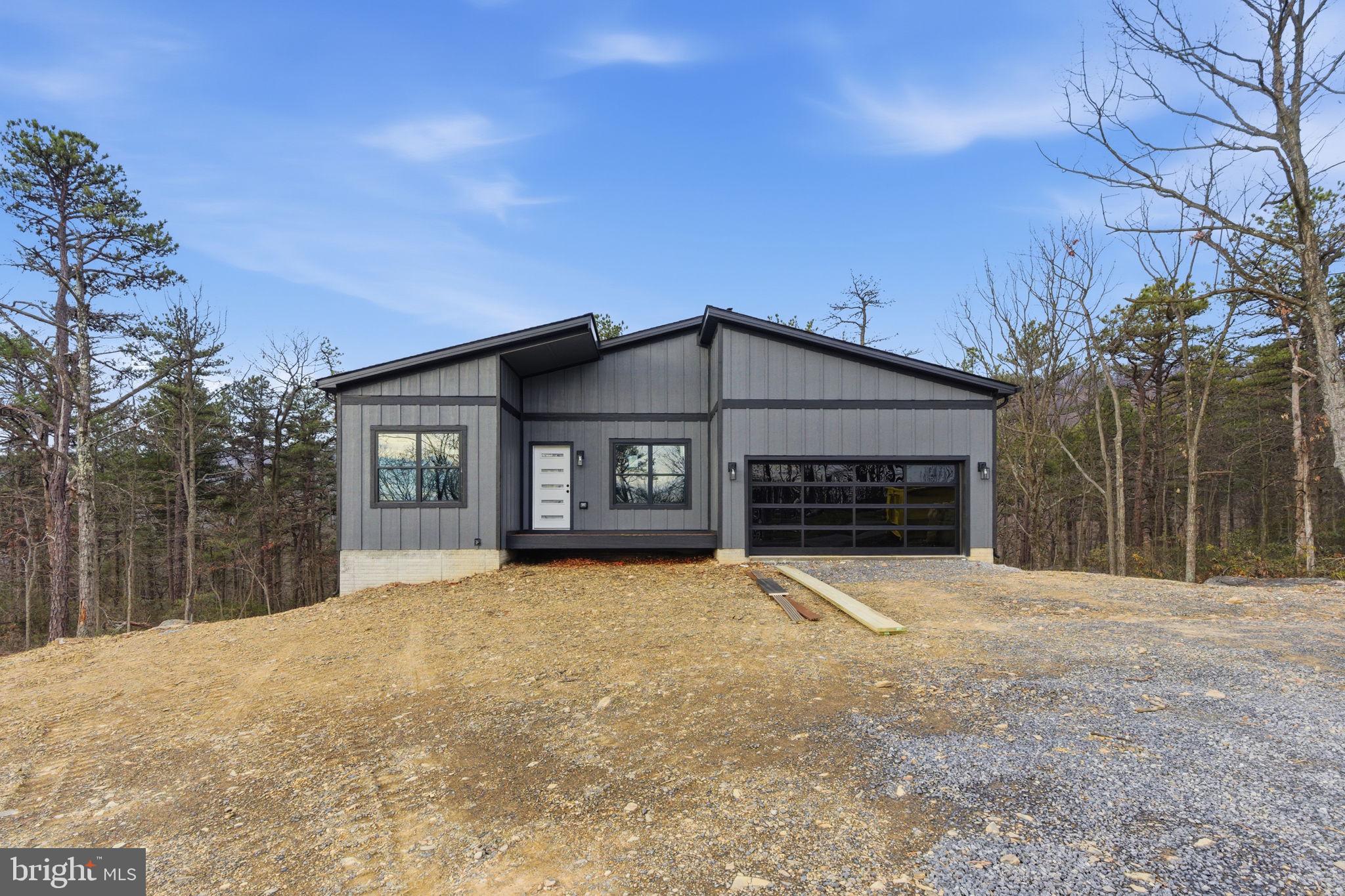 THE WOODS - Residential