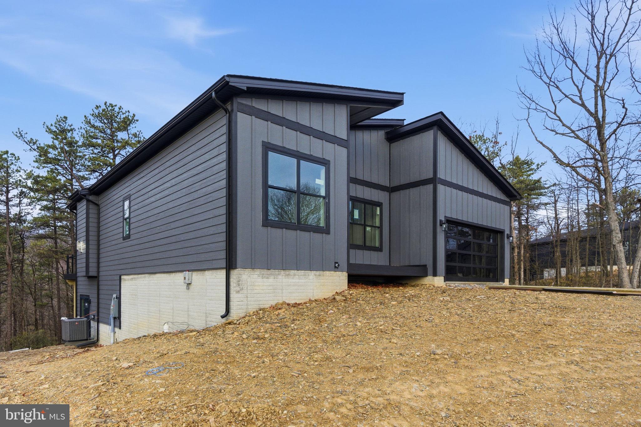 THE WOODS - Residential