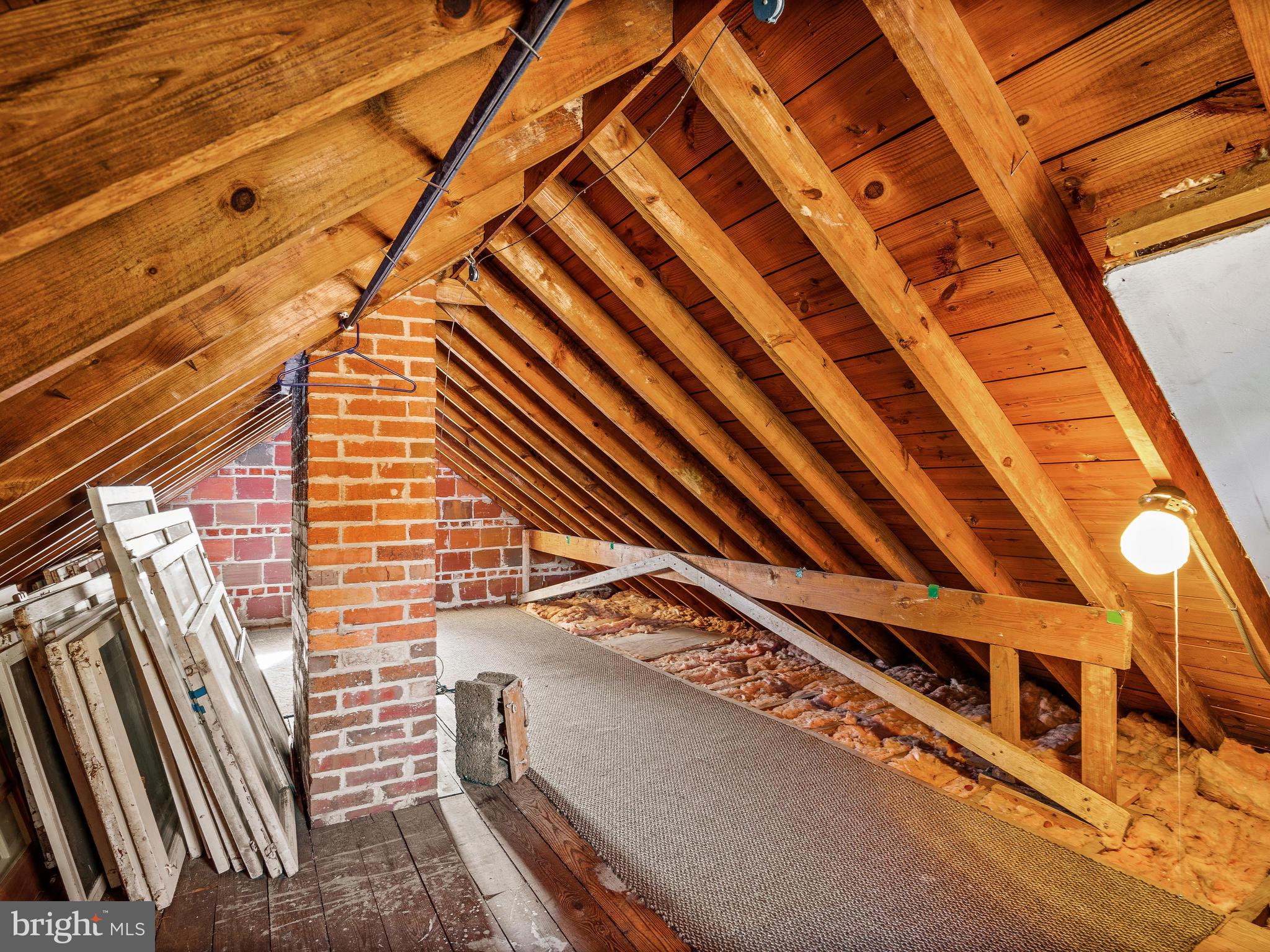 HYATTSVILLE HILLS - Residential