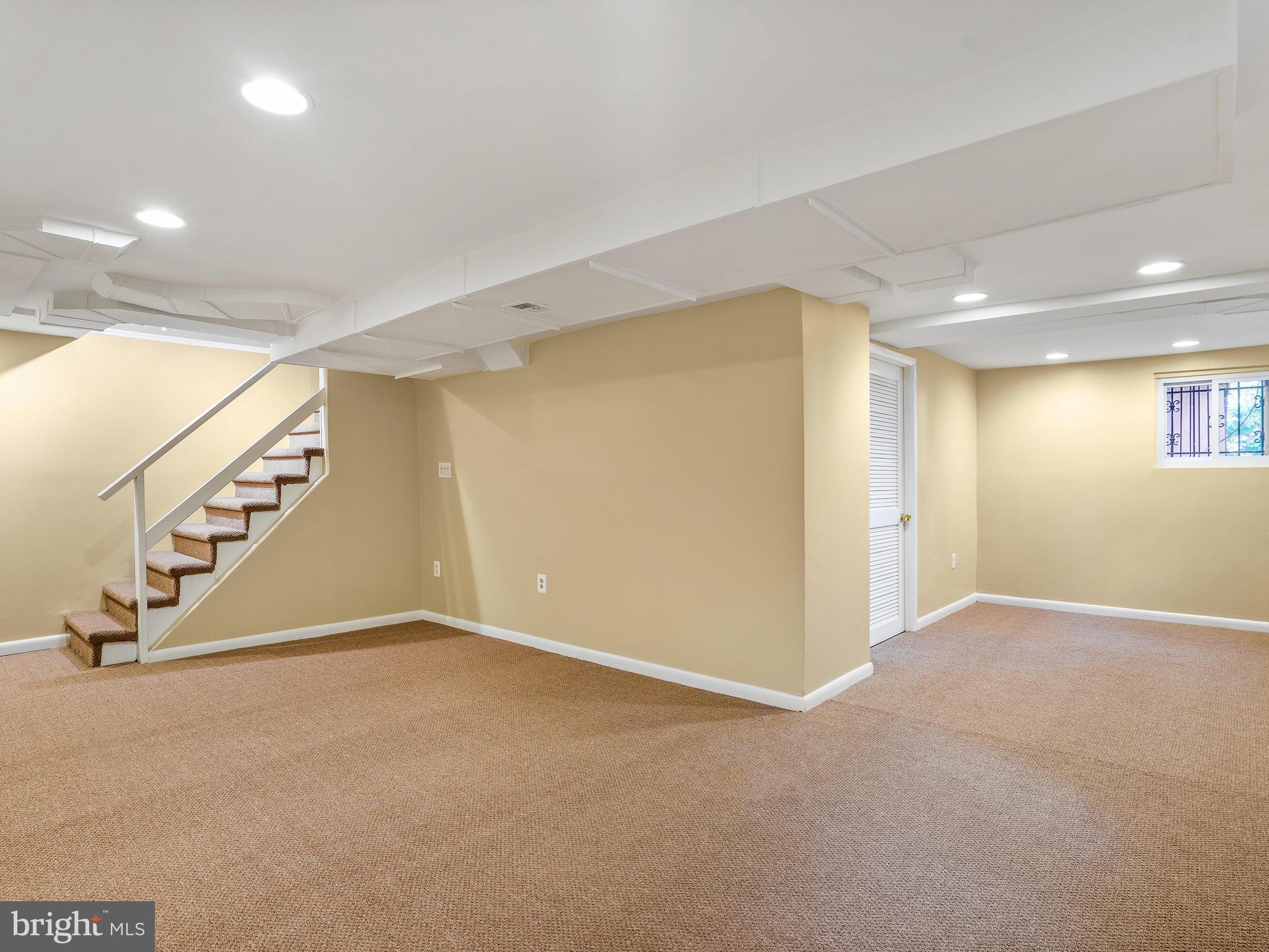 HYATTSVILLE HILLS - Residential