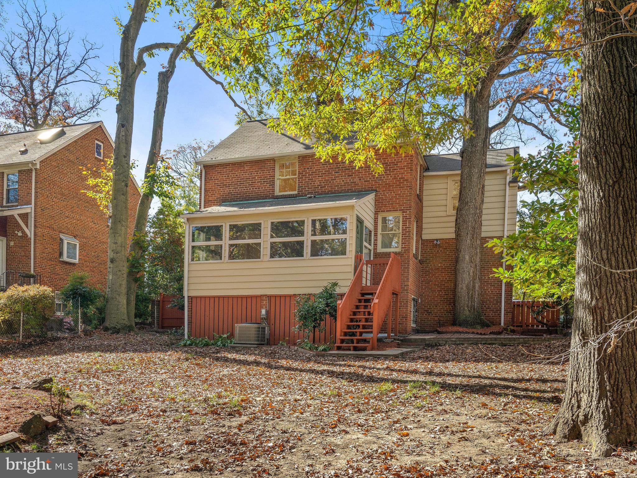 HYATTSVILLE HILLS - Residential