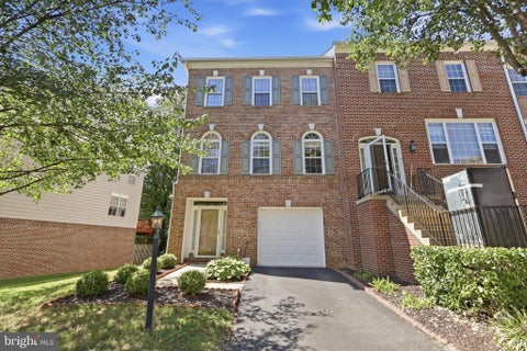 Townhouse For Sale - 4714 Caronia Way<br/> FAIRFAX, VA 22030
