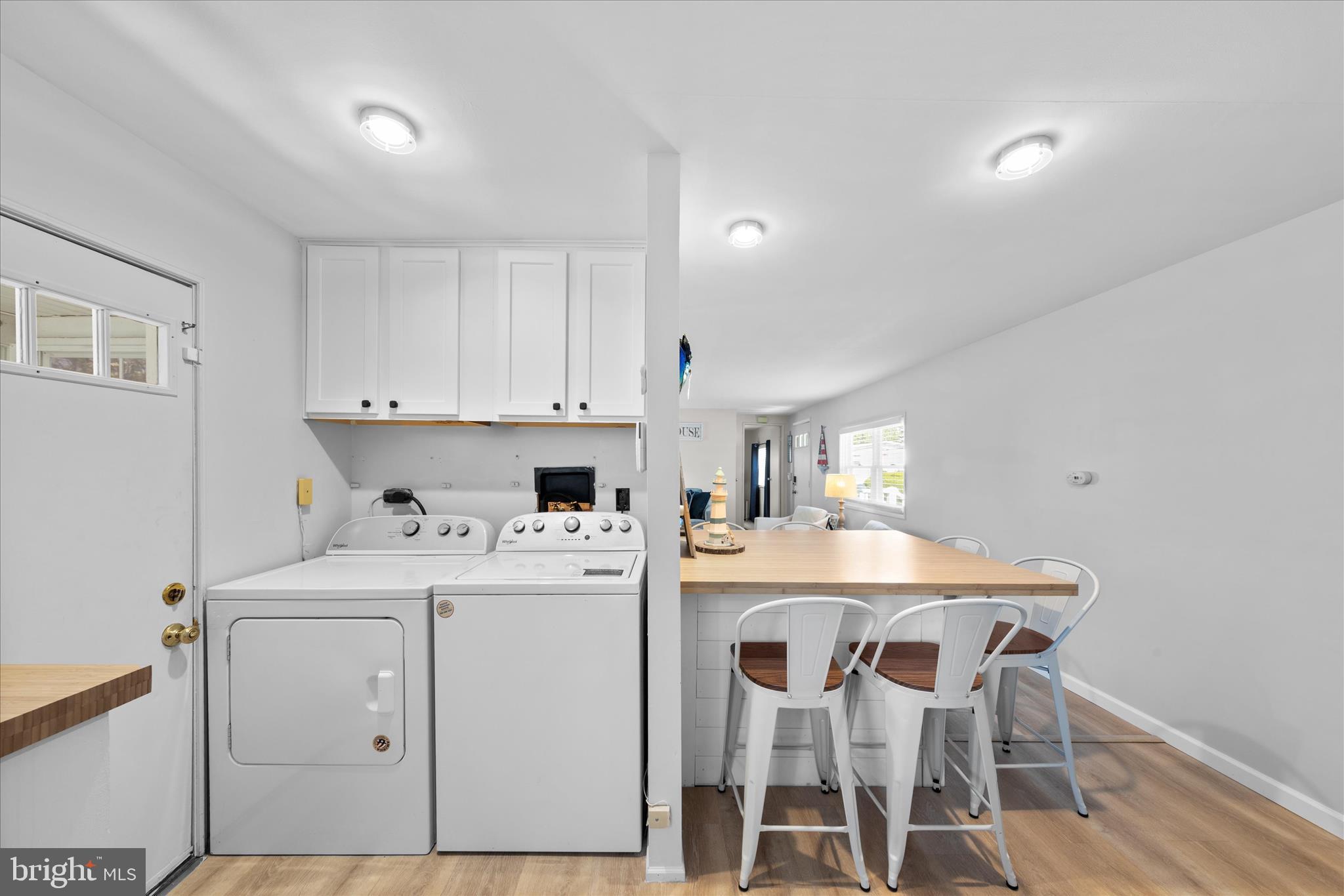 ANGOLA BEACH - Residential