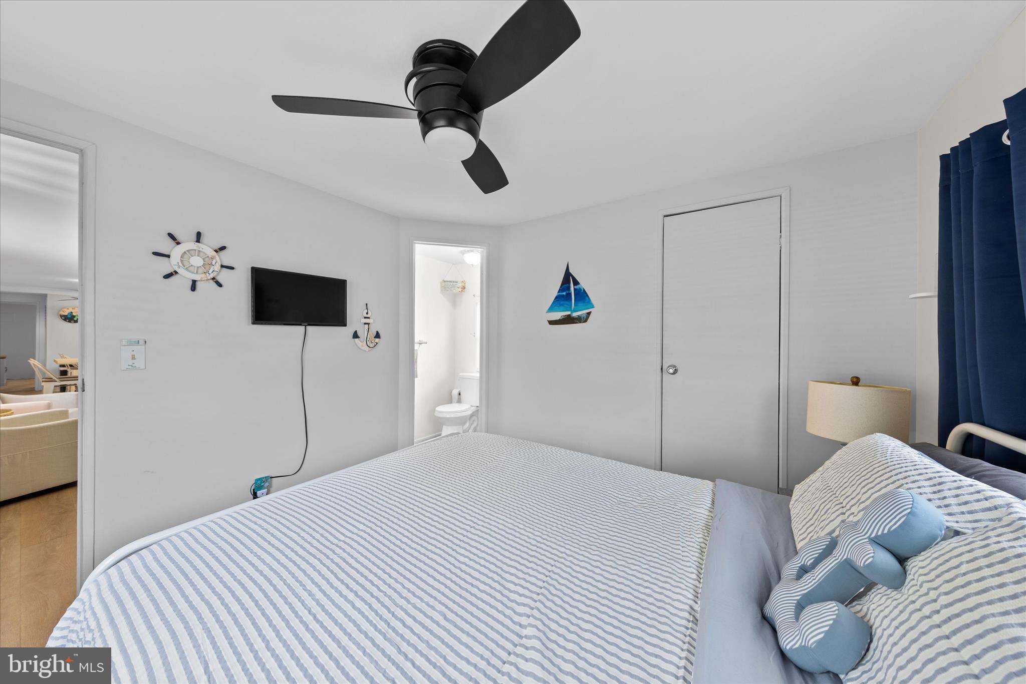 ANGOLA BEACH - Residential