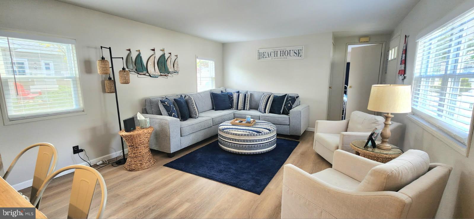 ANGOLA BEACH - Residential