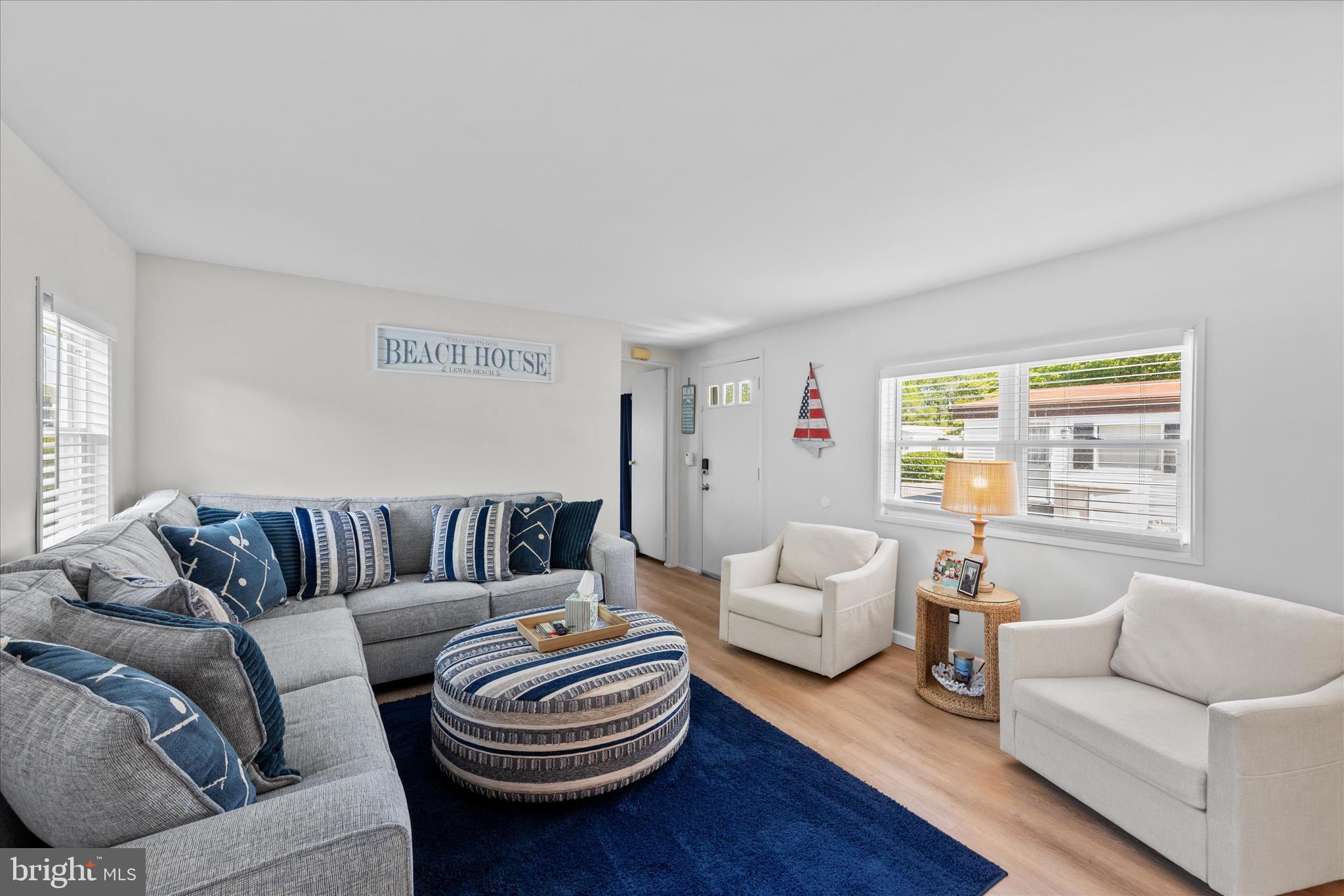 ANGOLA BEACH - Residential