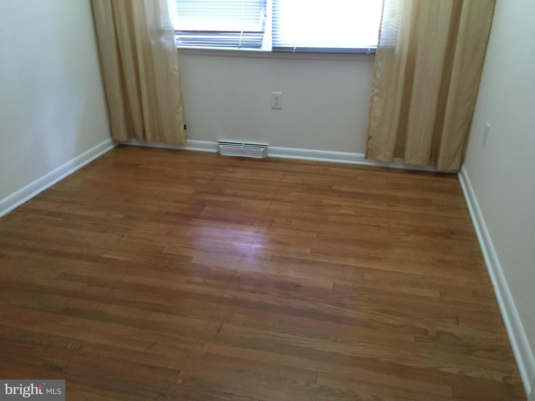 OLD COURT ESTATES - Residential