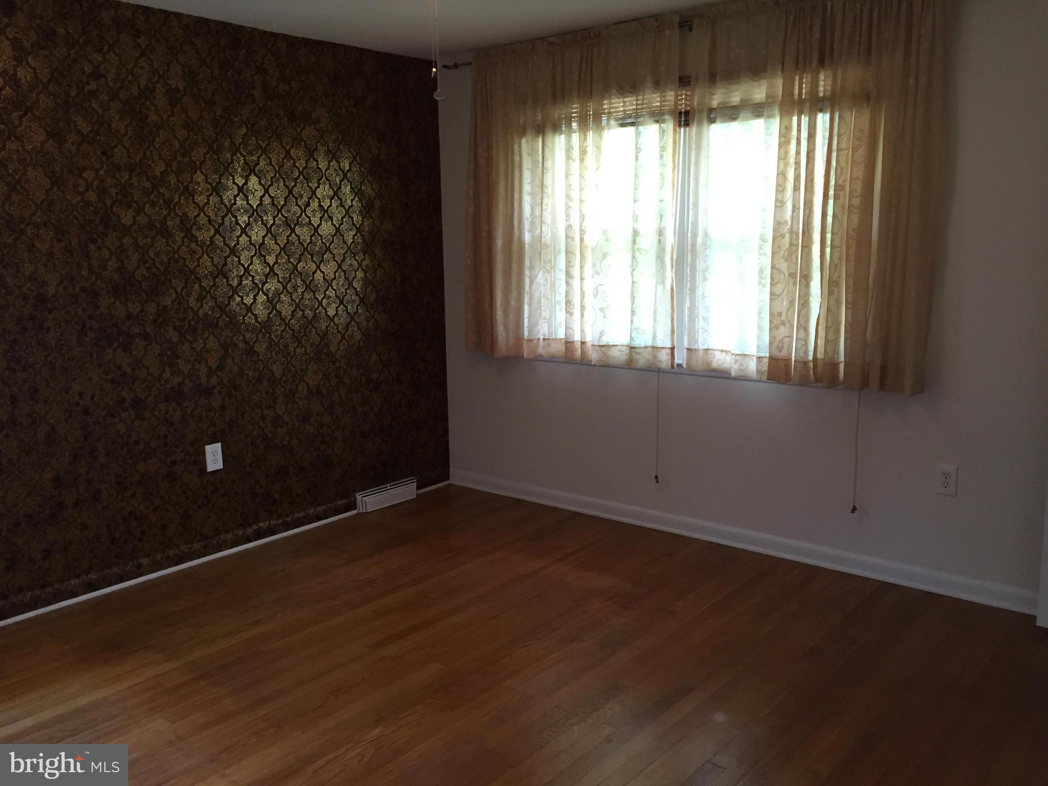 OLD COURT ESTATES - Residential