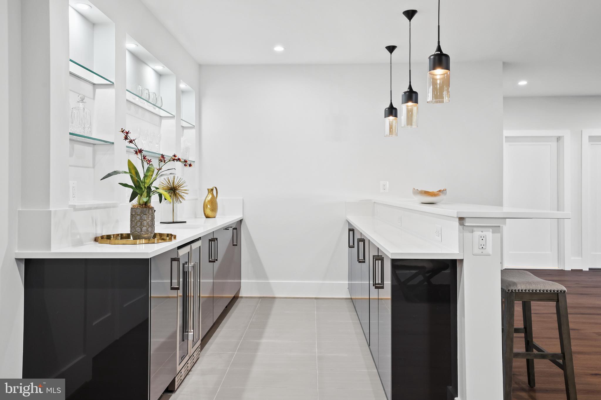 PIMMIT HILLS - Residential