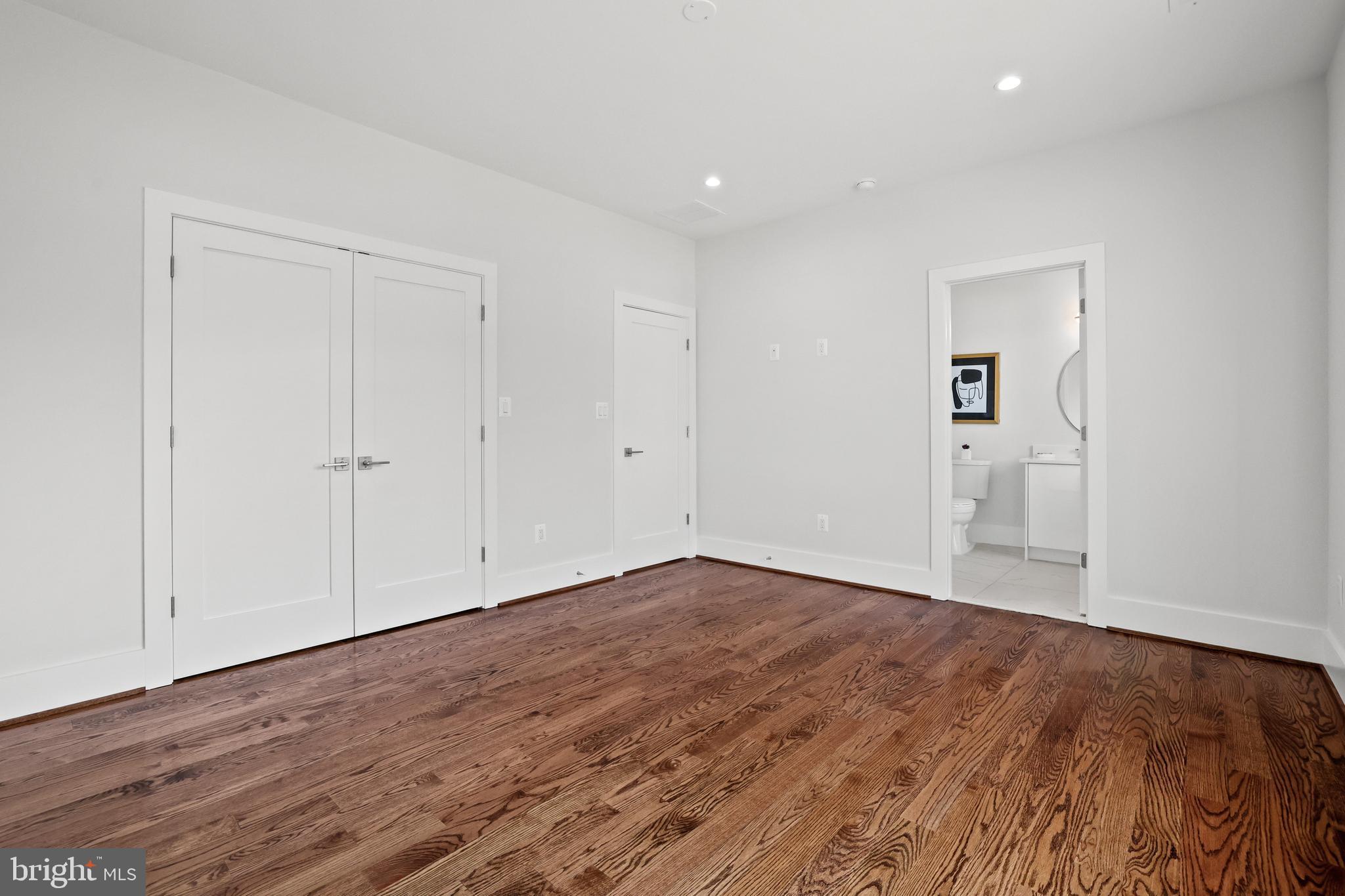 PIMMIT HILLS - Residential