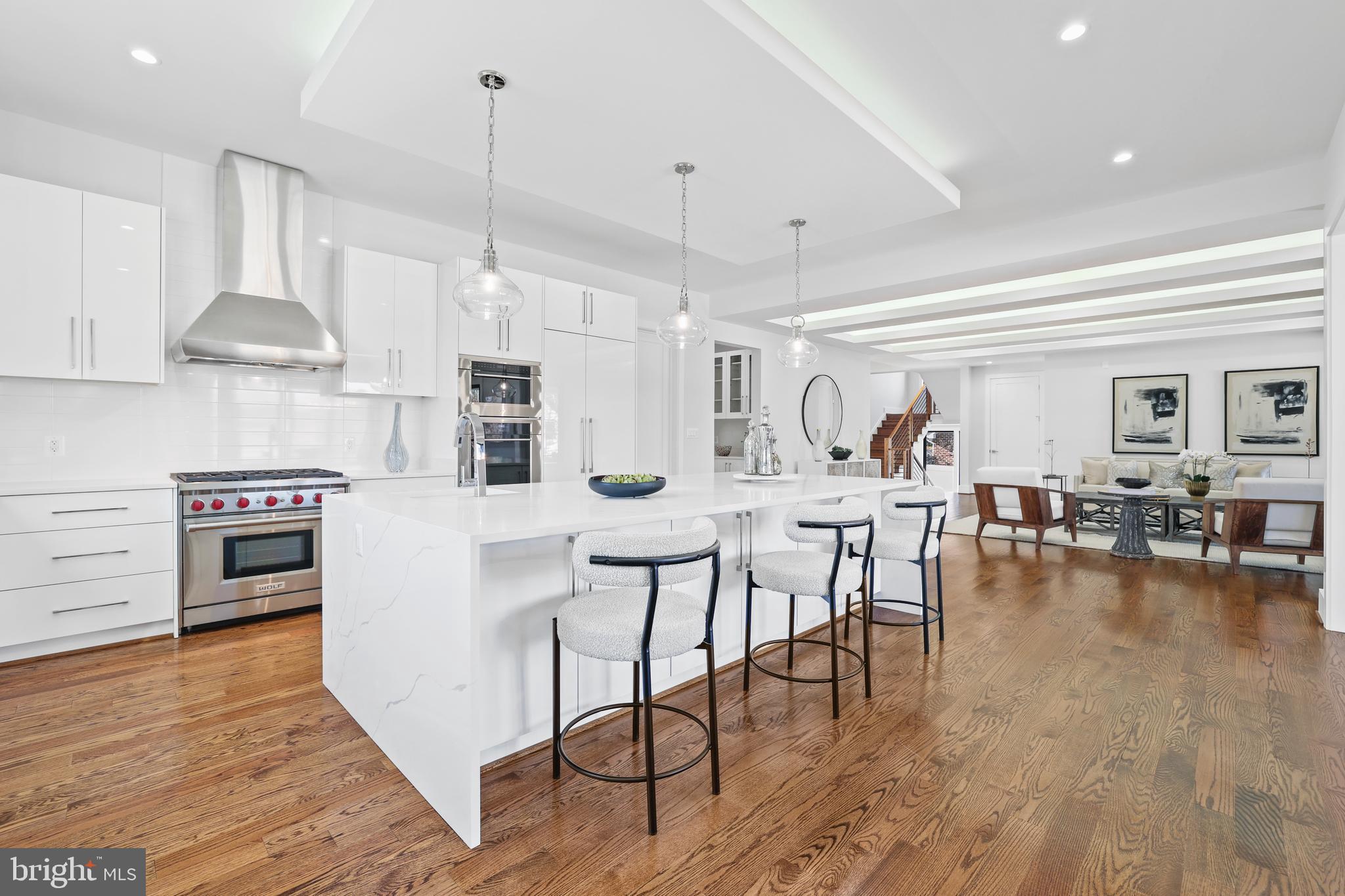 PIMMIT HILLS - Residential