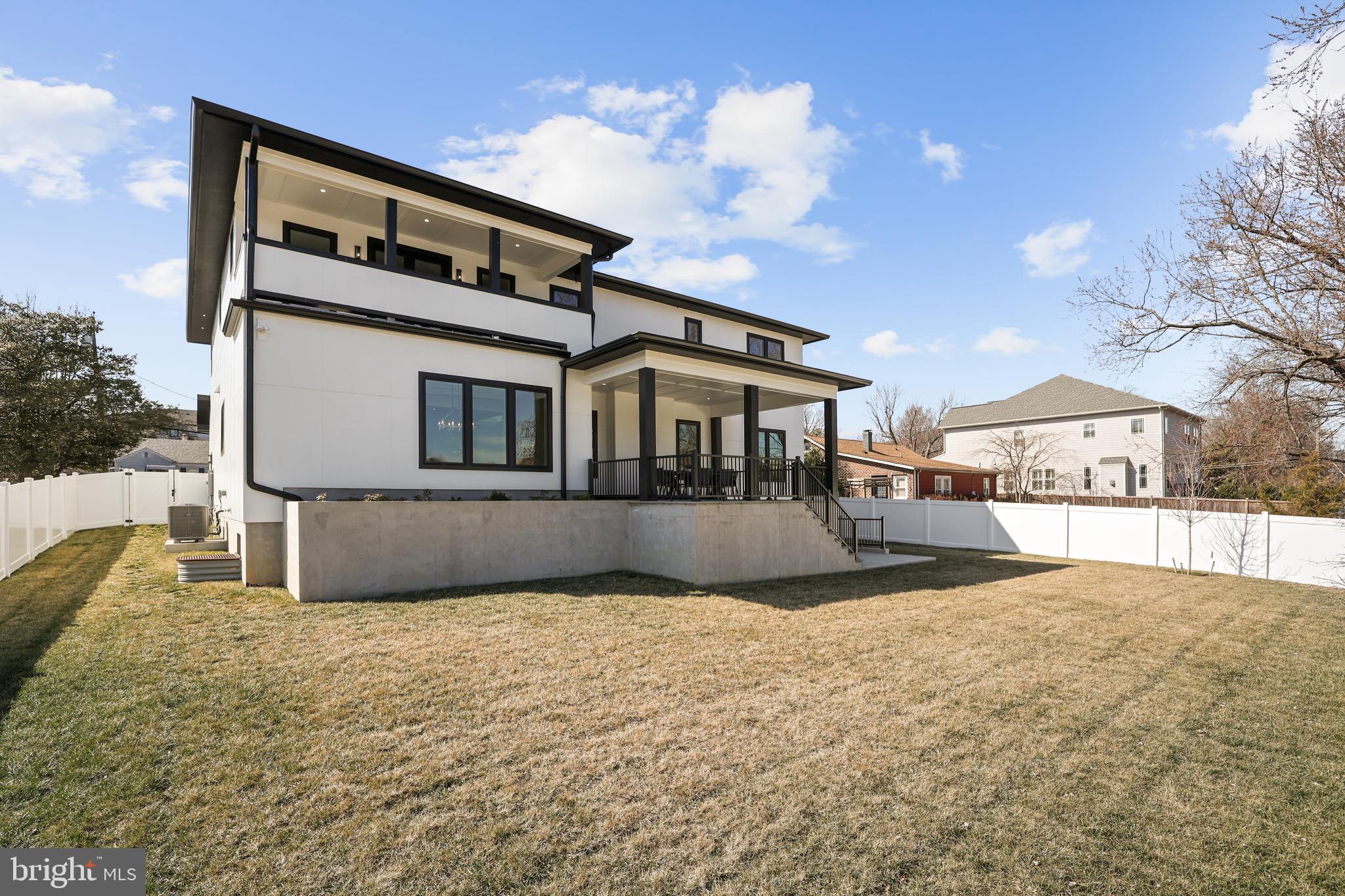 PIMMIT HILLS - Residential