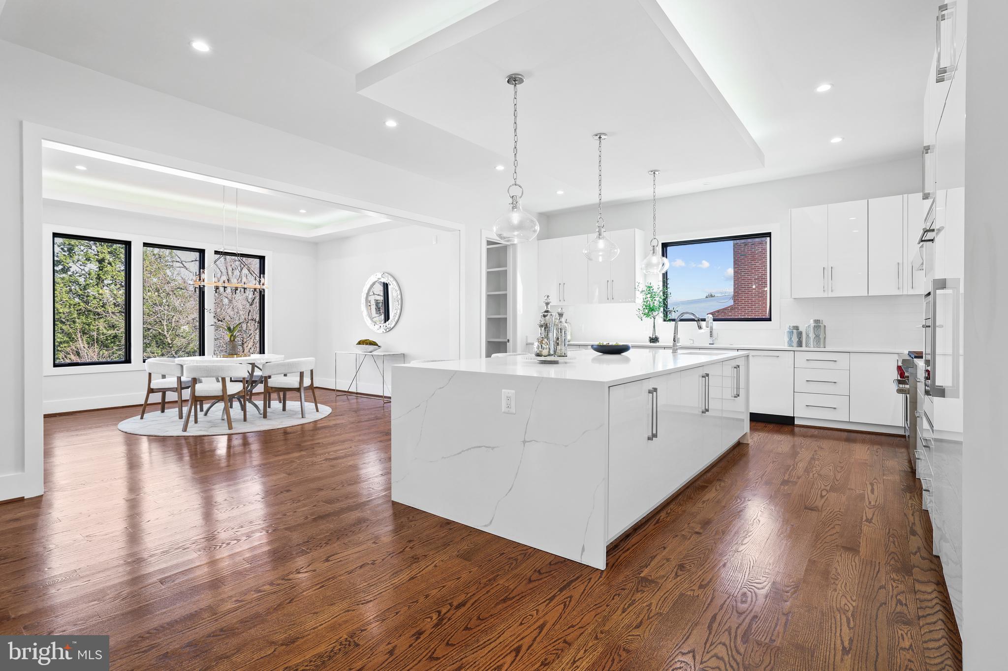 PIMMIT HILLS - Residential