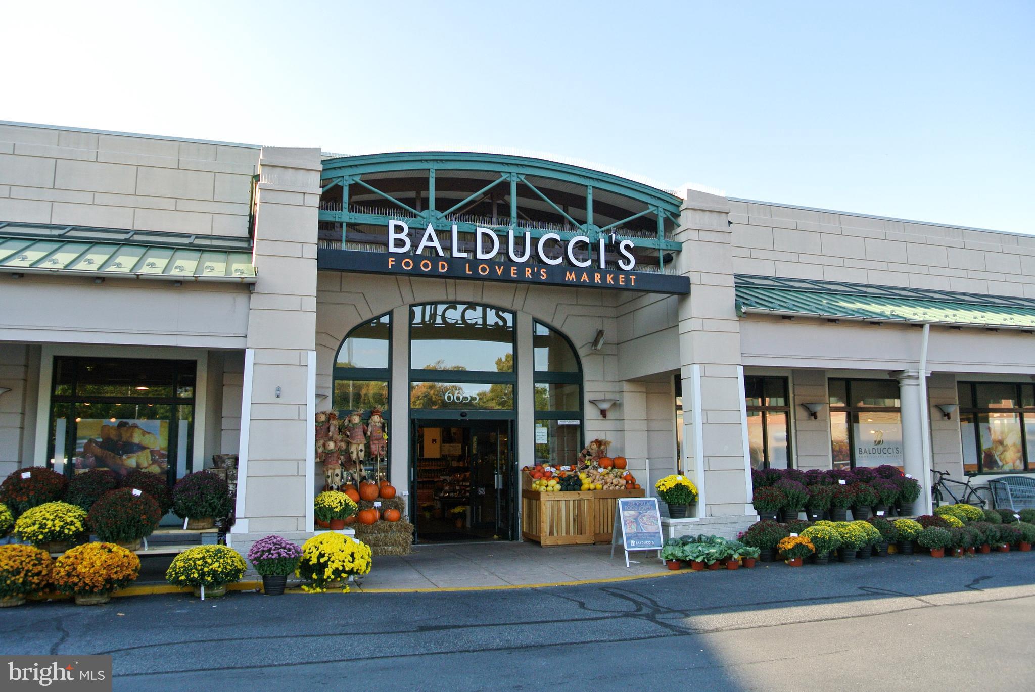 PIMMIT HILLS - Residential