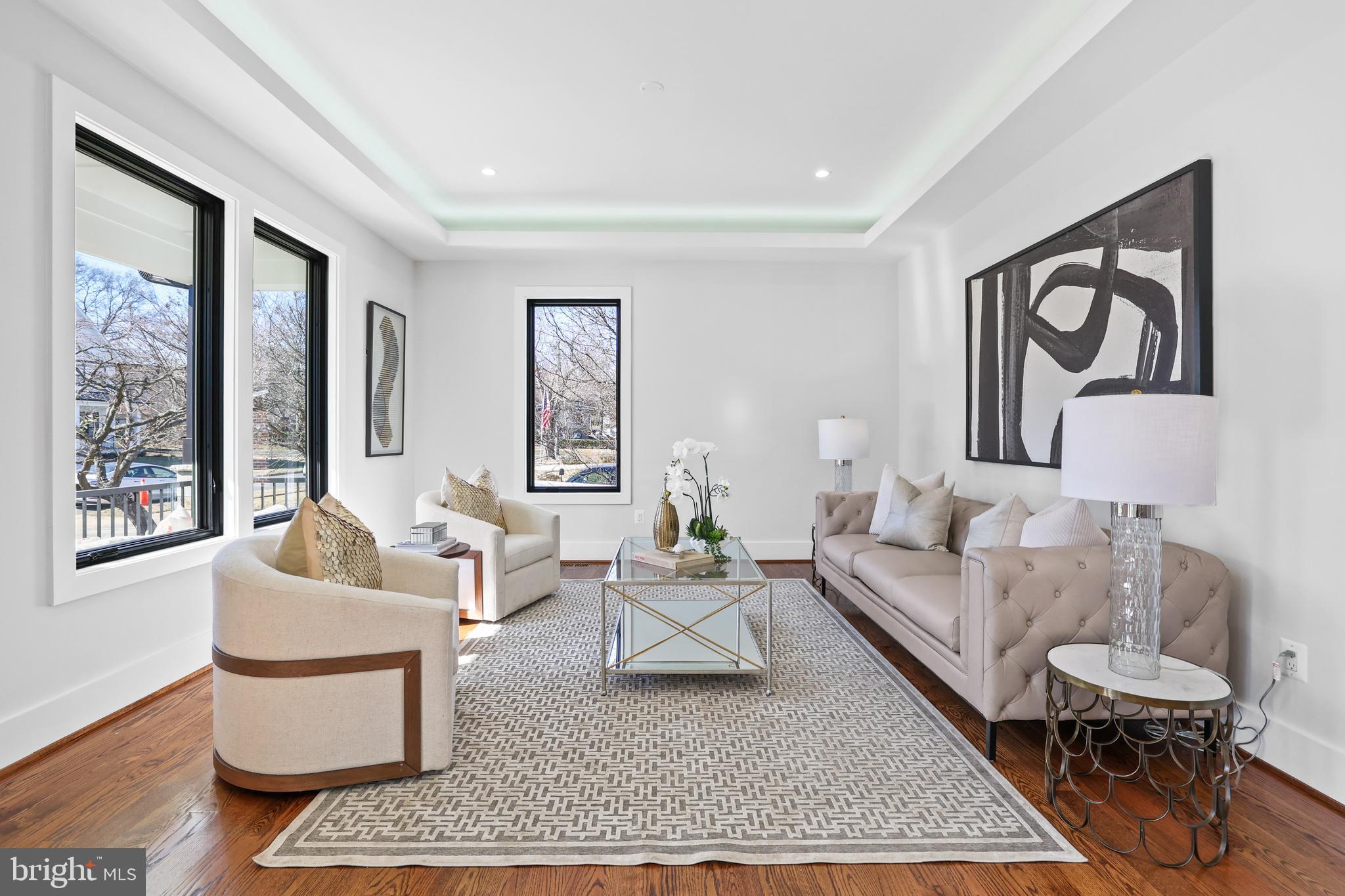 PIMMIT HILLS - Residential