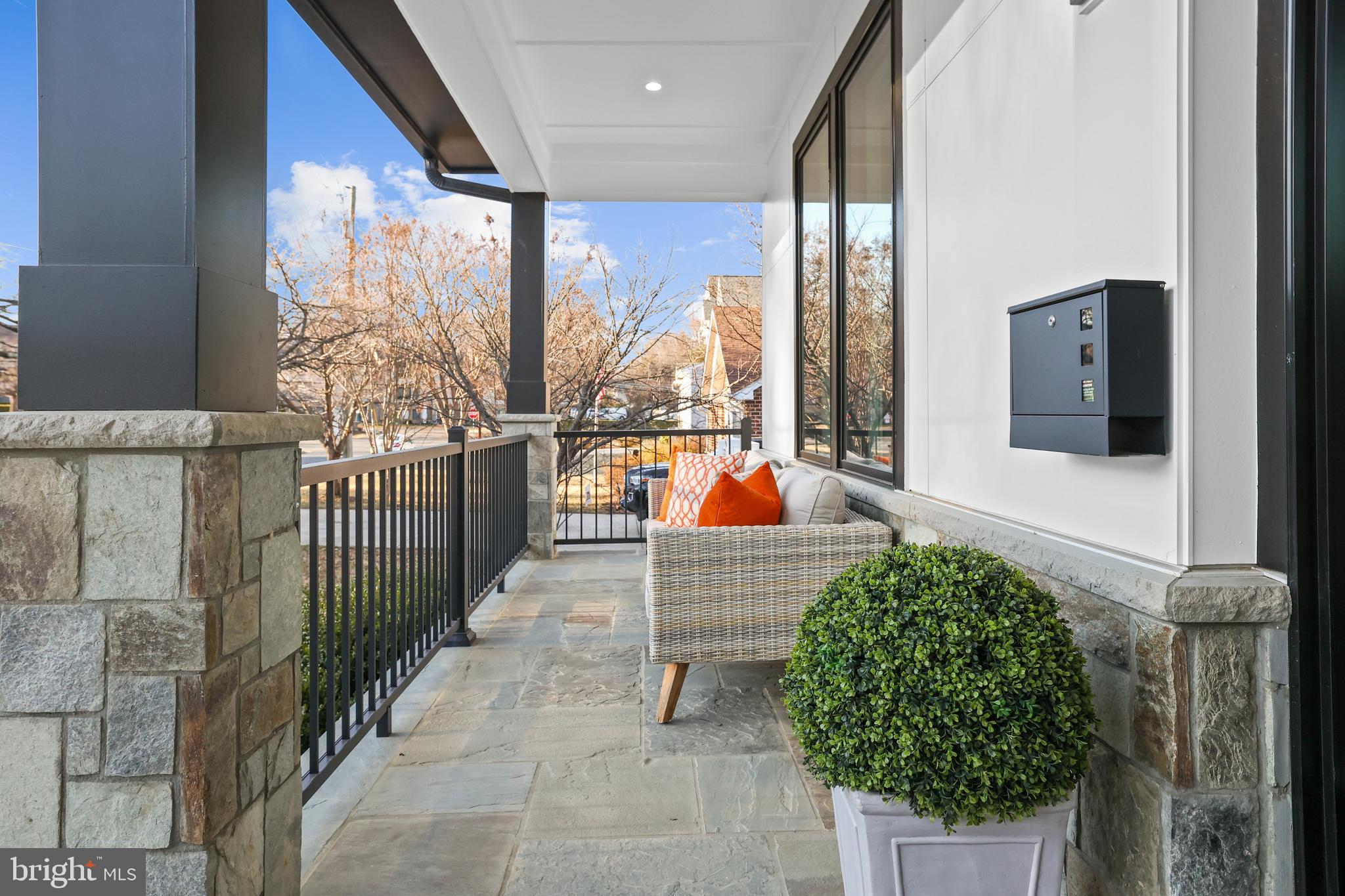 PIMMIT HILLS - Residential