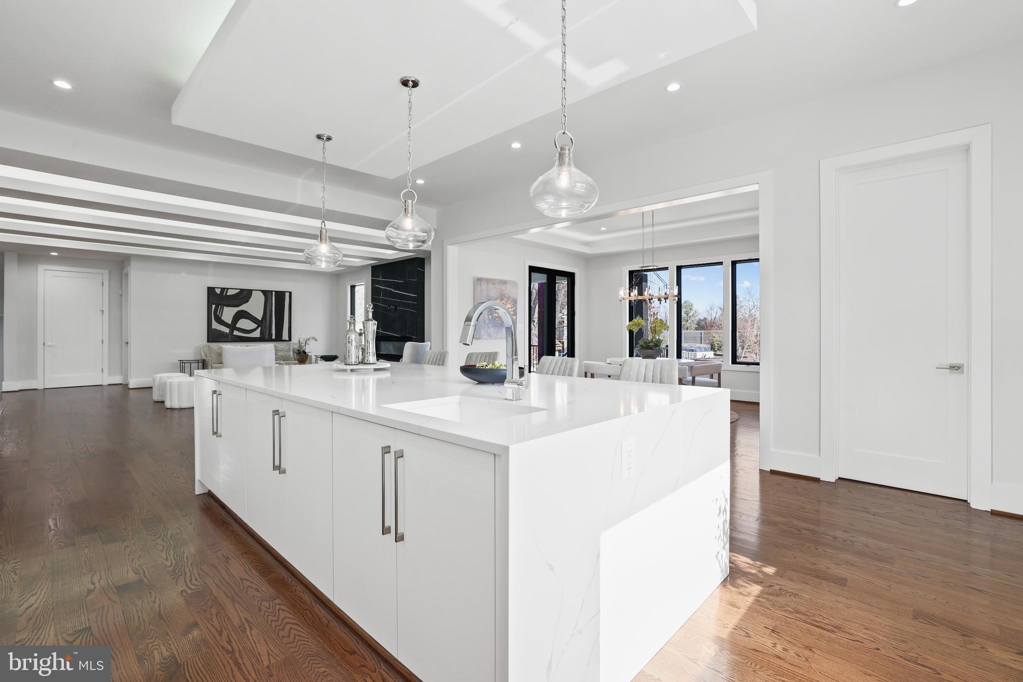 PIMMIT HILLS - Residential