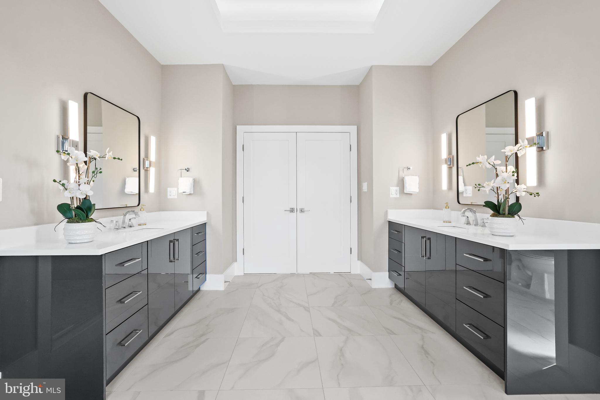 PIMMIT HILLS - Residential