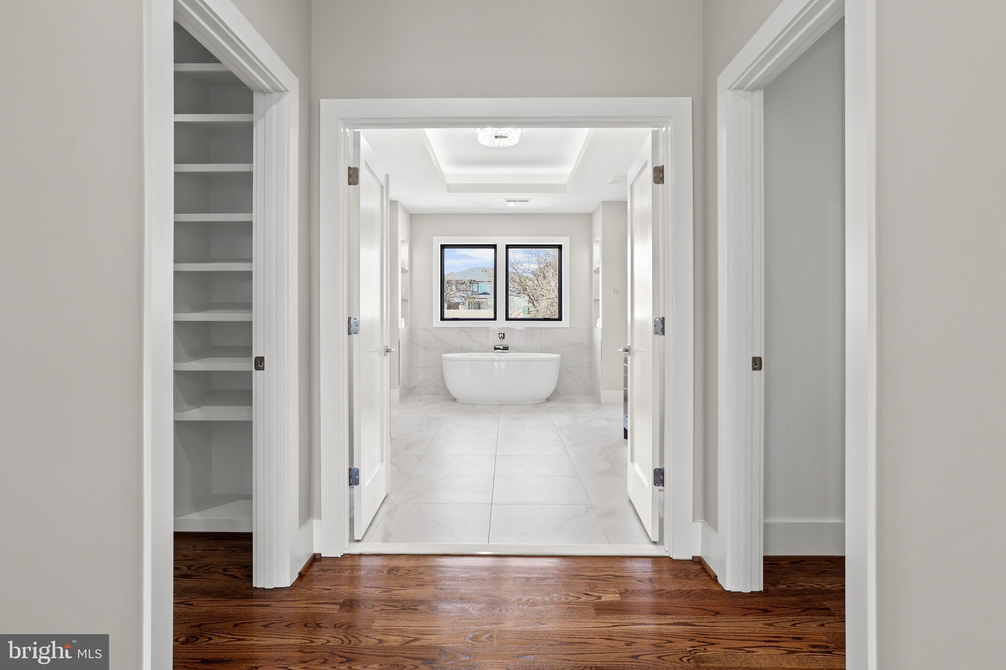 PIMMIT HILLS - Residential