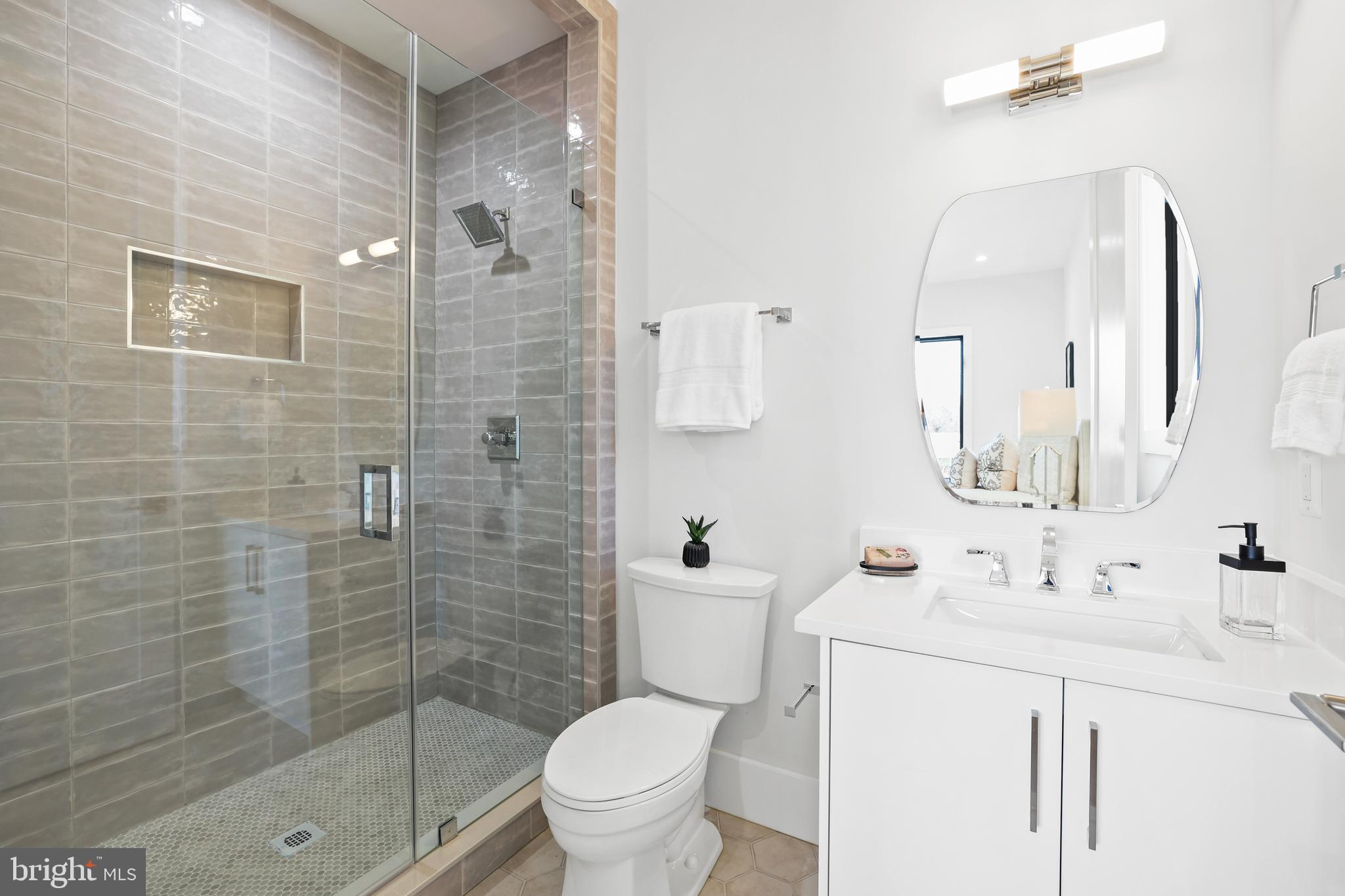 PIMMIT HILLS - Residential