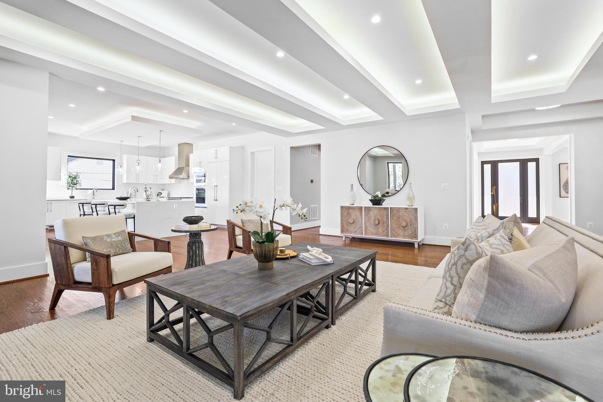 PIMMIT HILLS - Residential