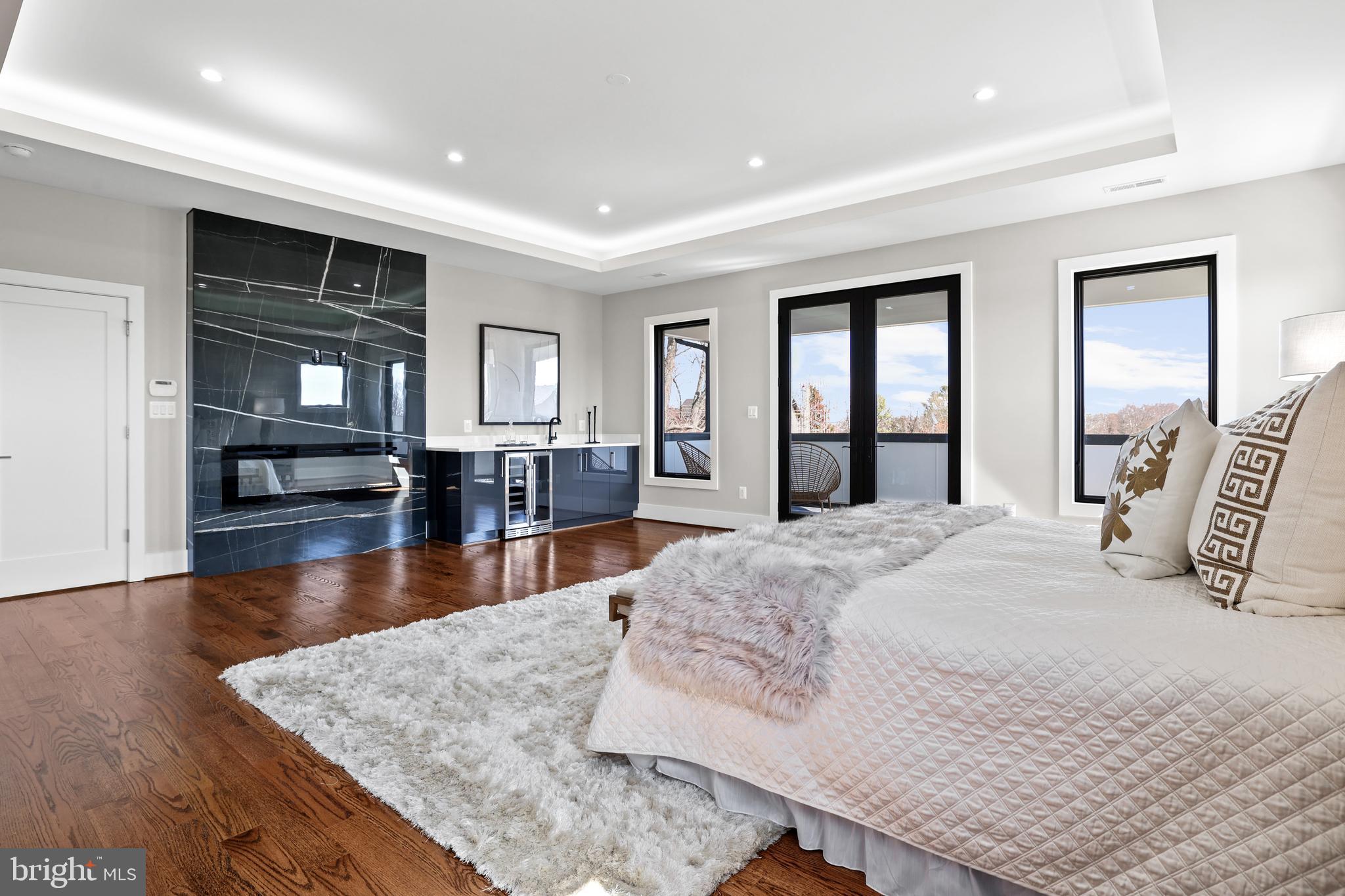 PIMMIT HILLS - Residential