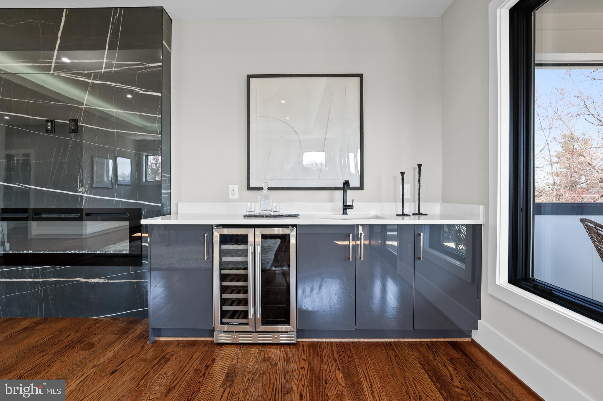 PIMMIT HILLS - Residential