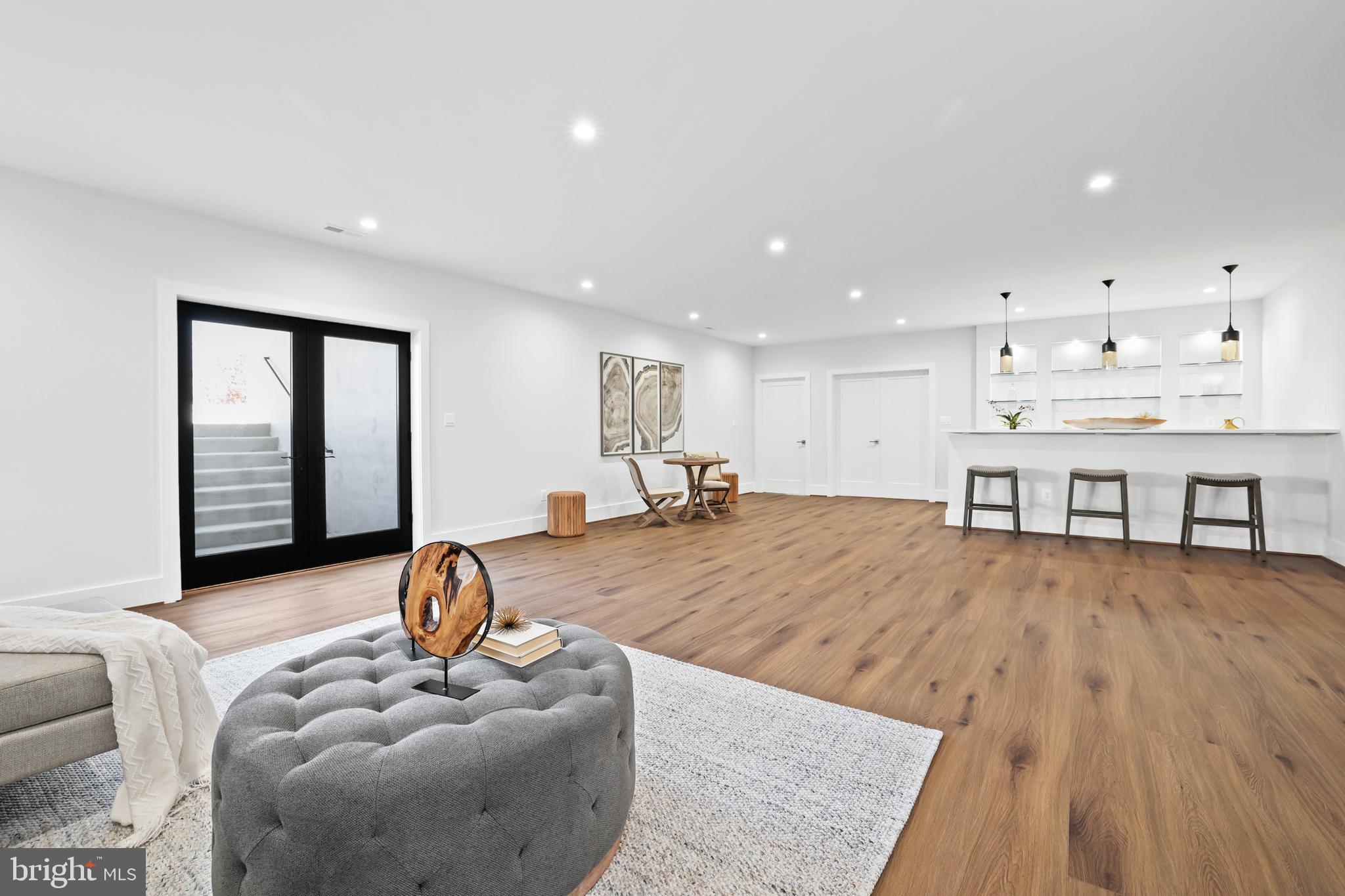 PIMMIT HILLS - Residential