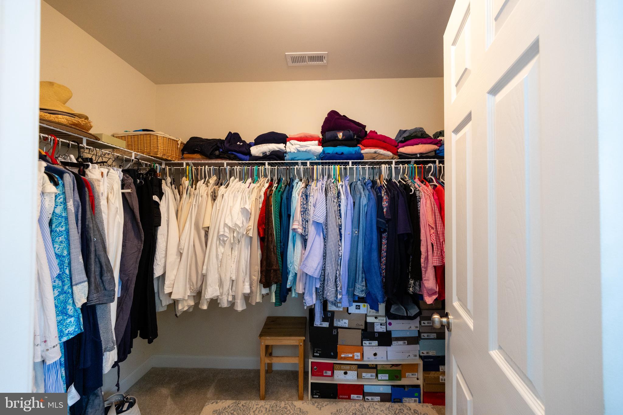 MYRTLE POINT - Residential