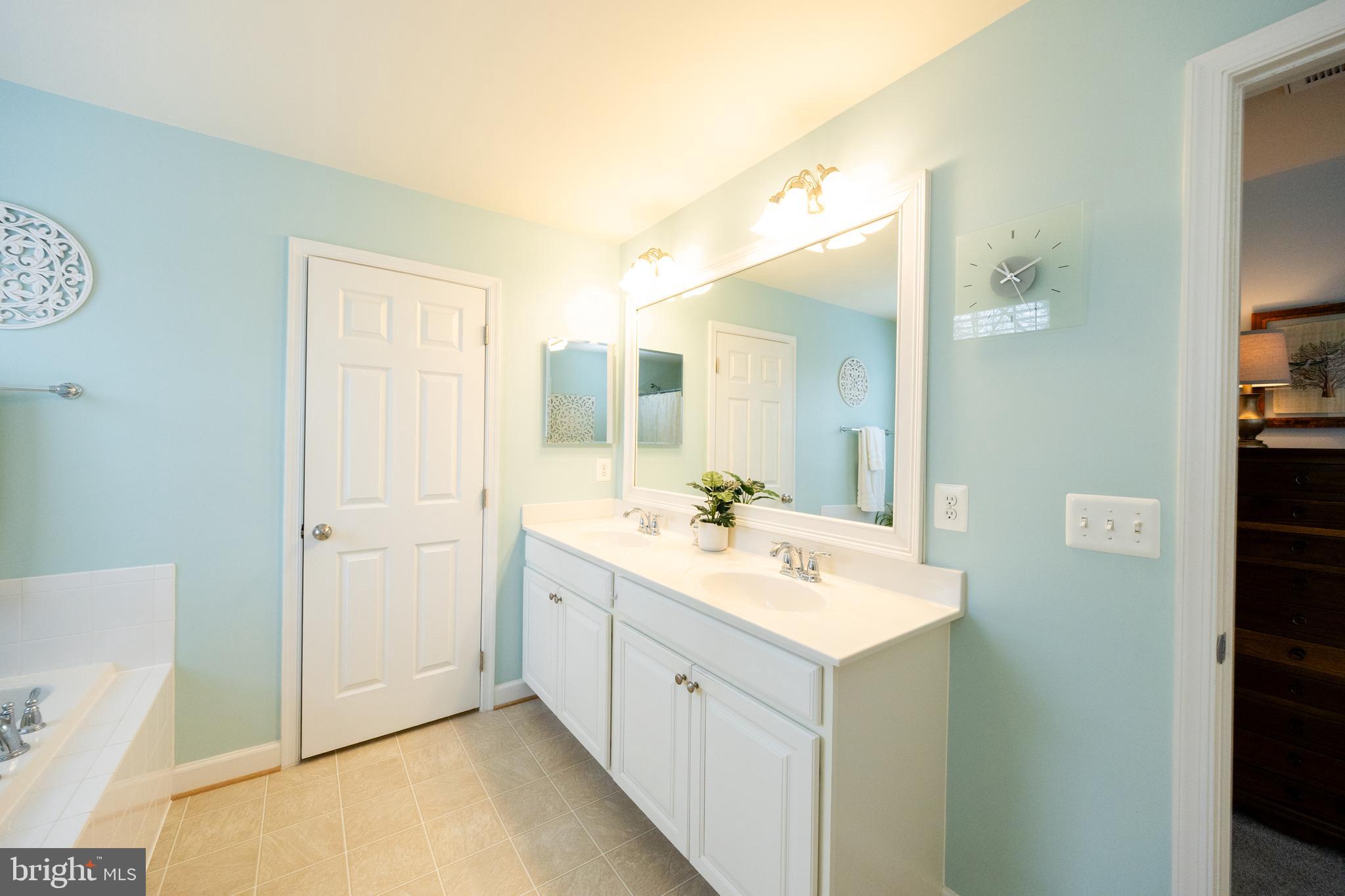 MYRTLE POINT - Residential