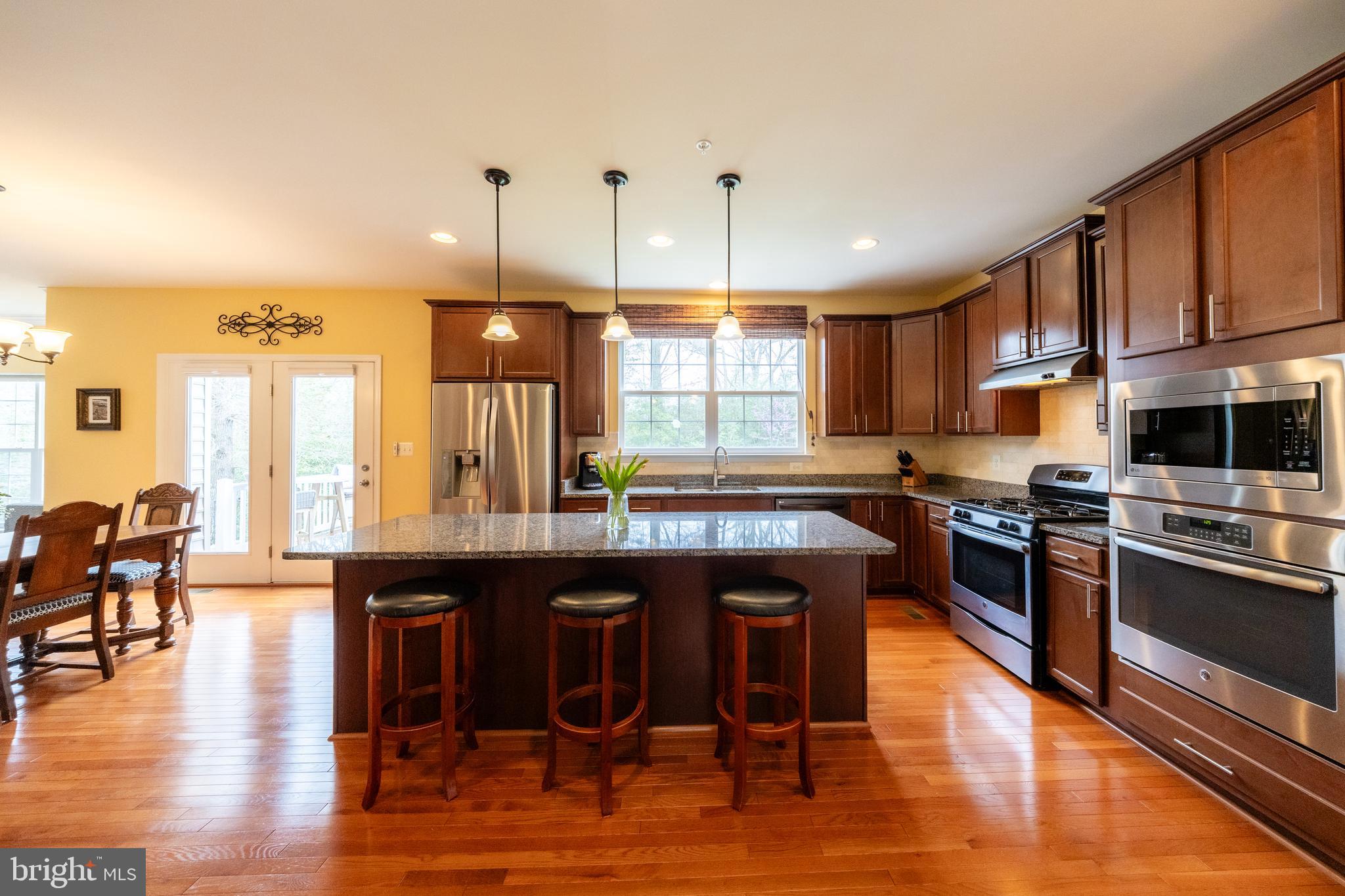 MYRTLE POINT - Residential