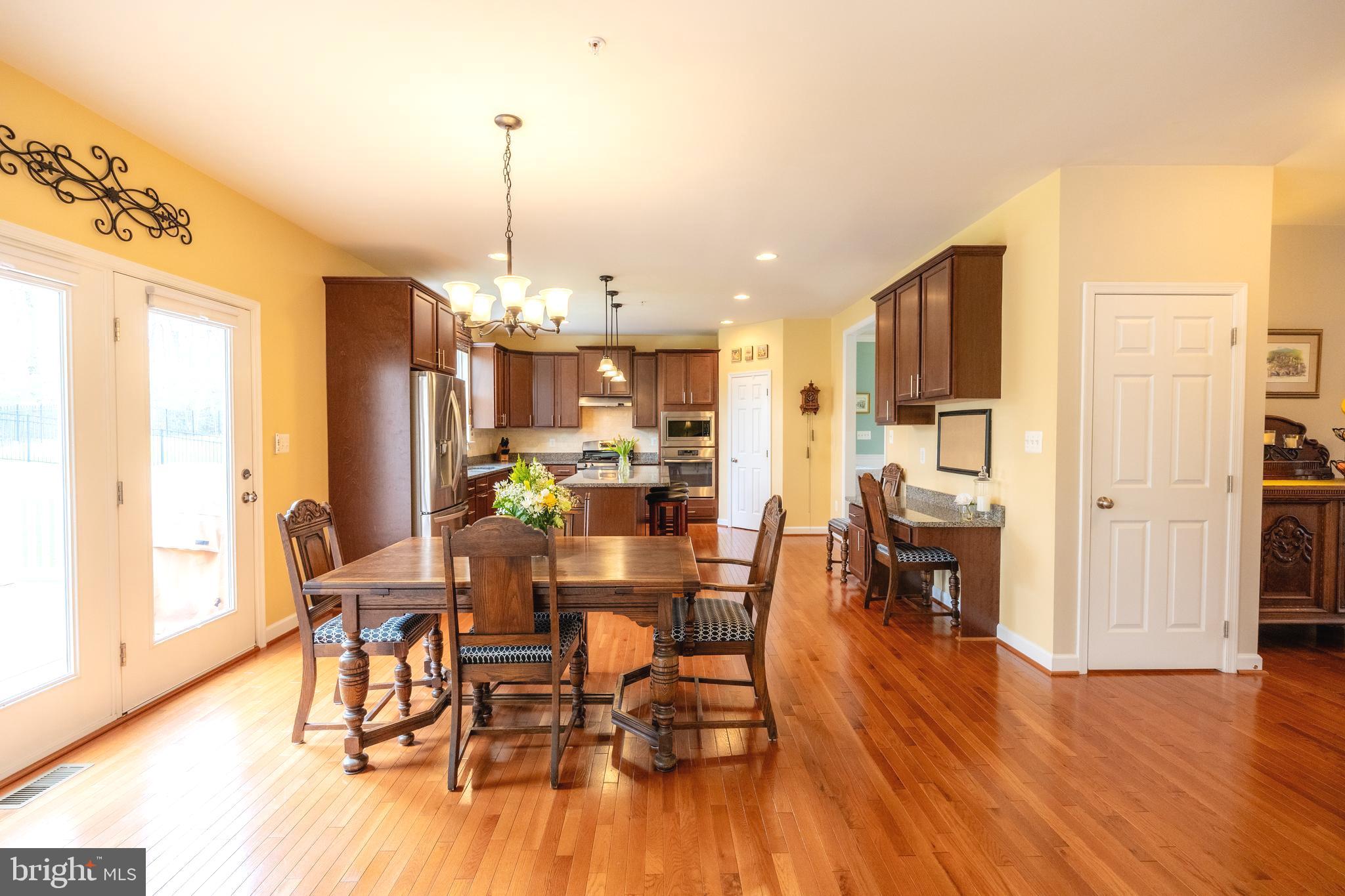 MYRTLE POINT - Residential