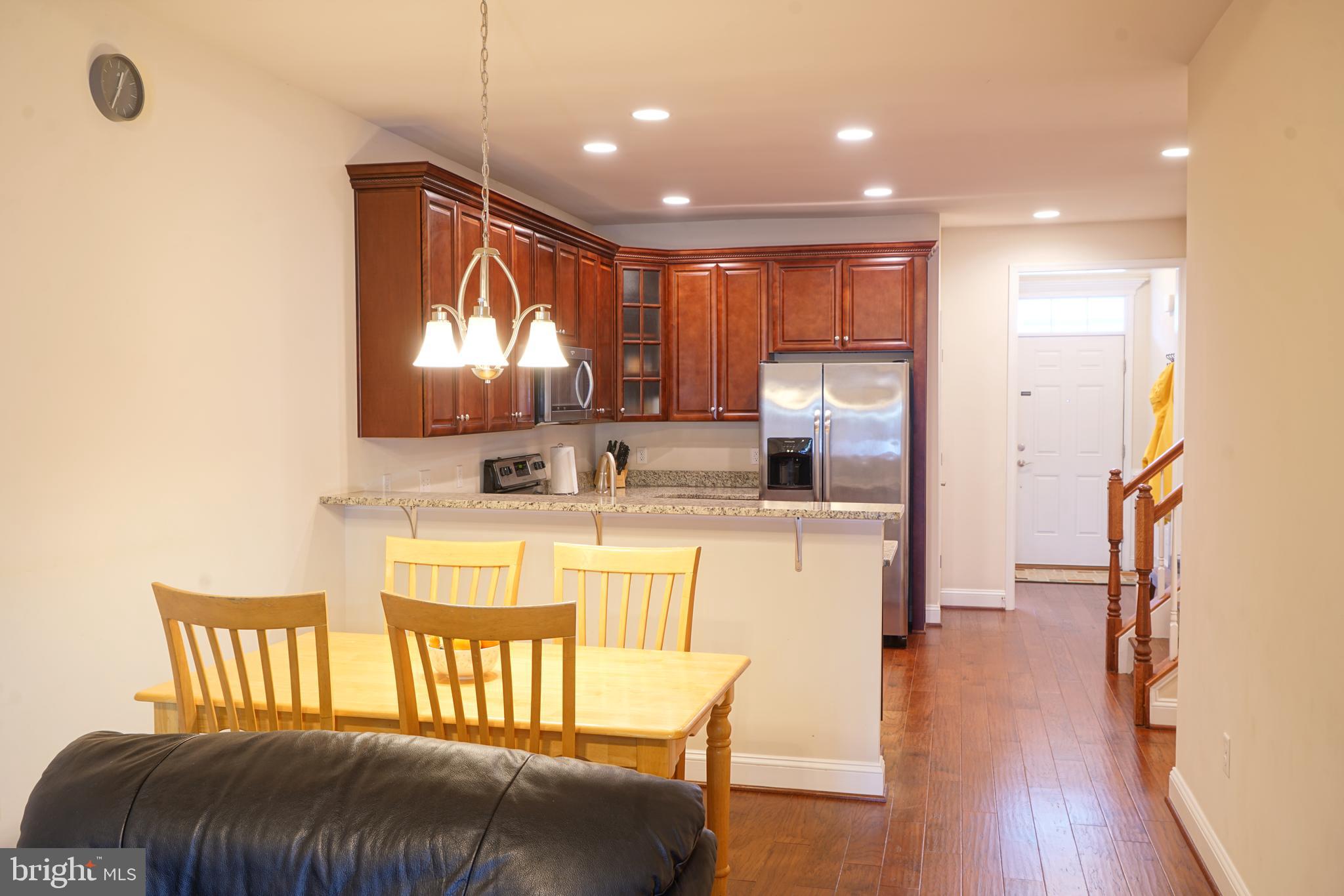 RIVER CROSSING VILLAS - Residential