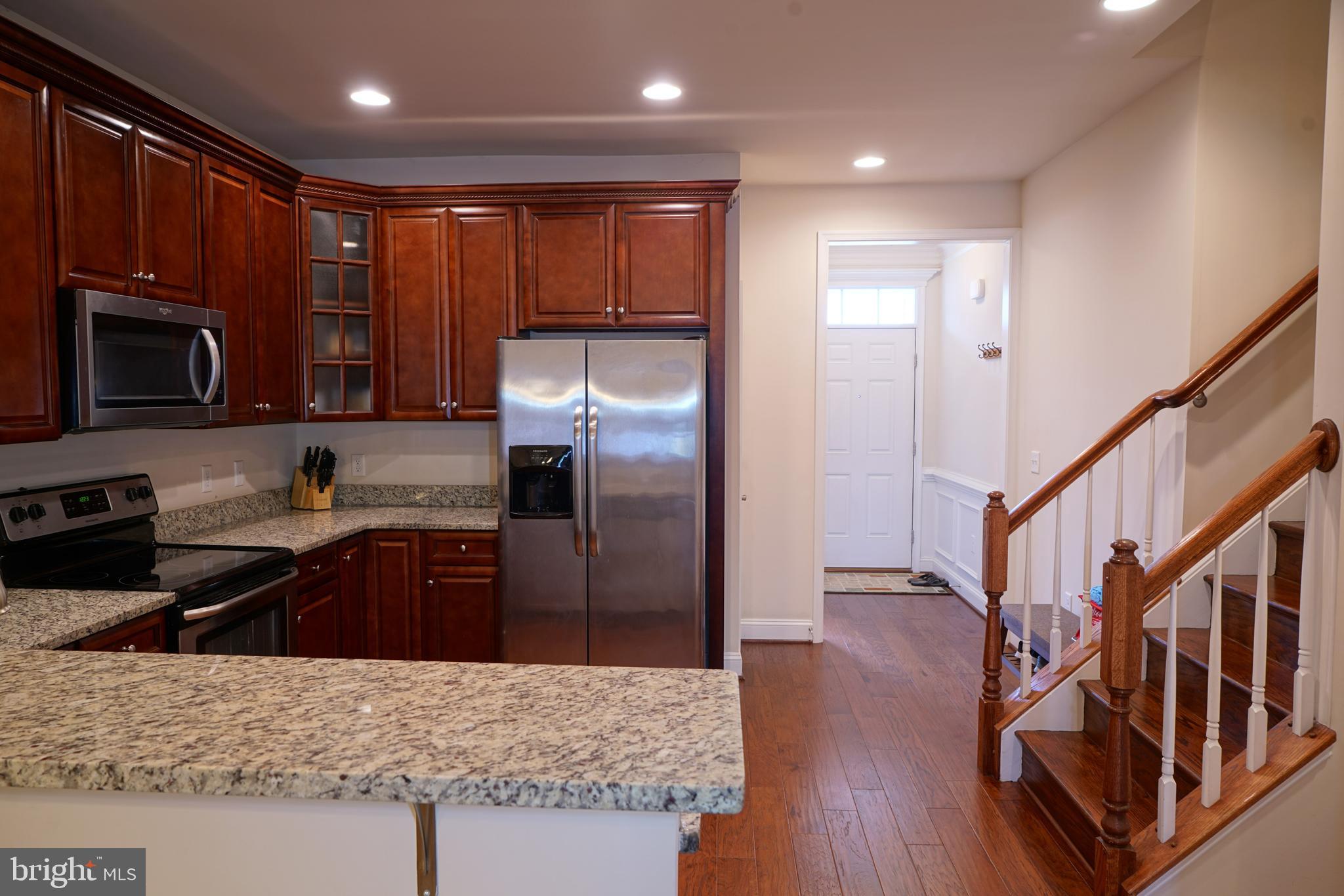 RIVER CROSSING VILLAS - Residential