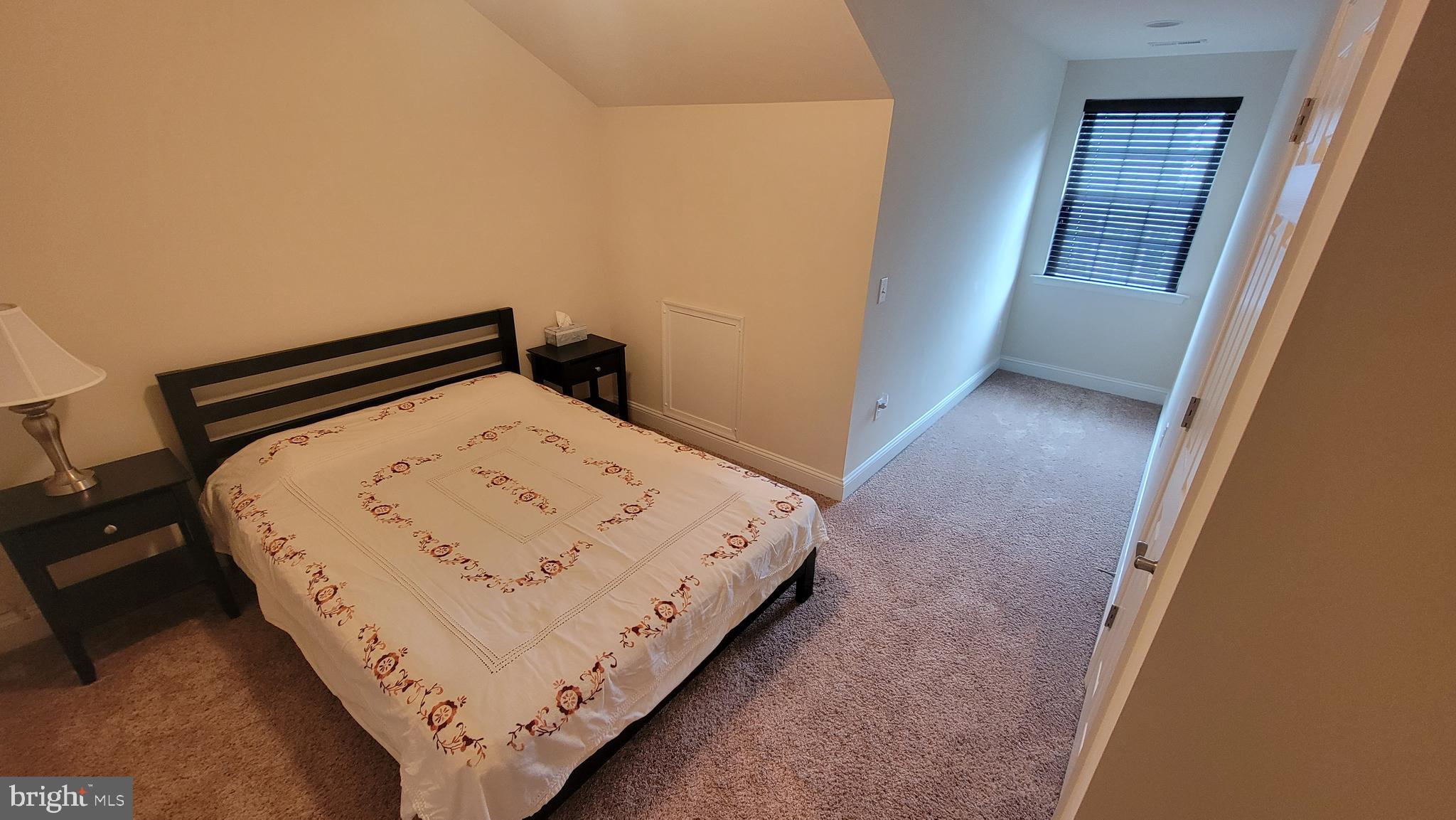 RIVER CROSSING VILLAS - Residential