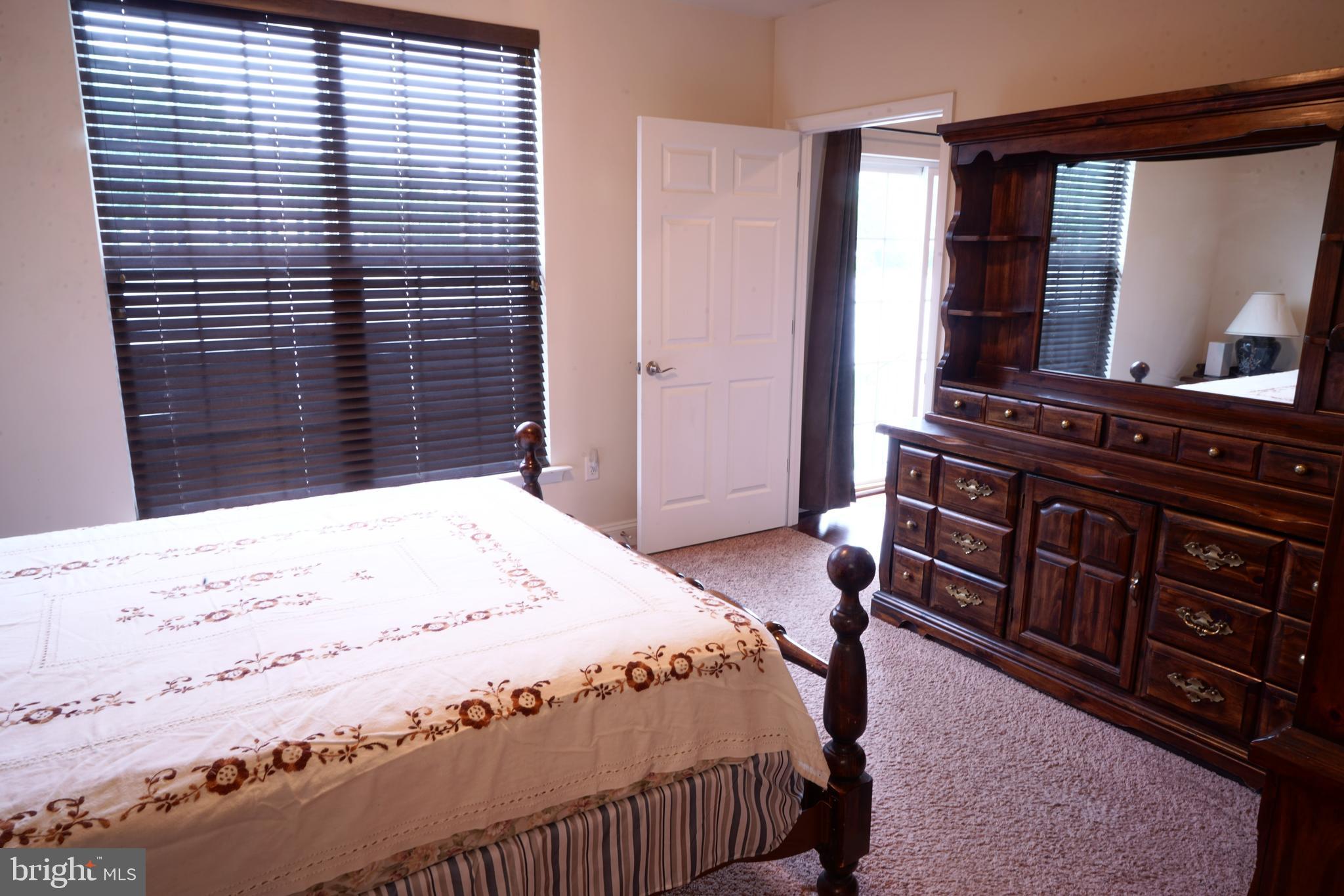 RIVER CROSSING VILLAS - Residential