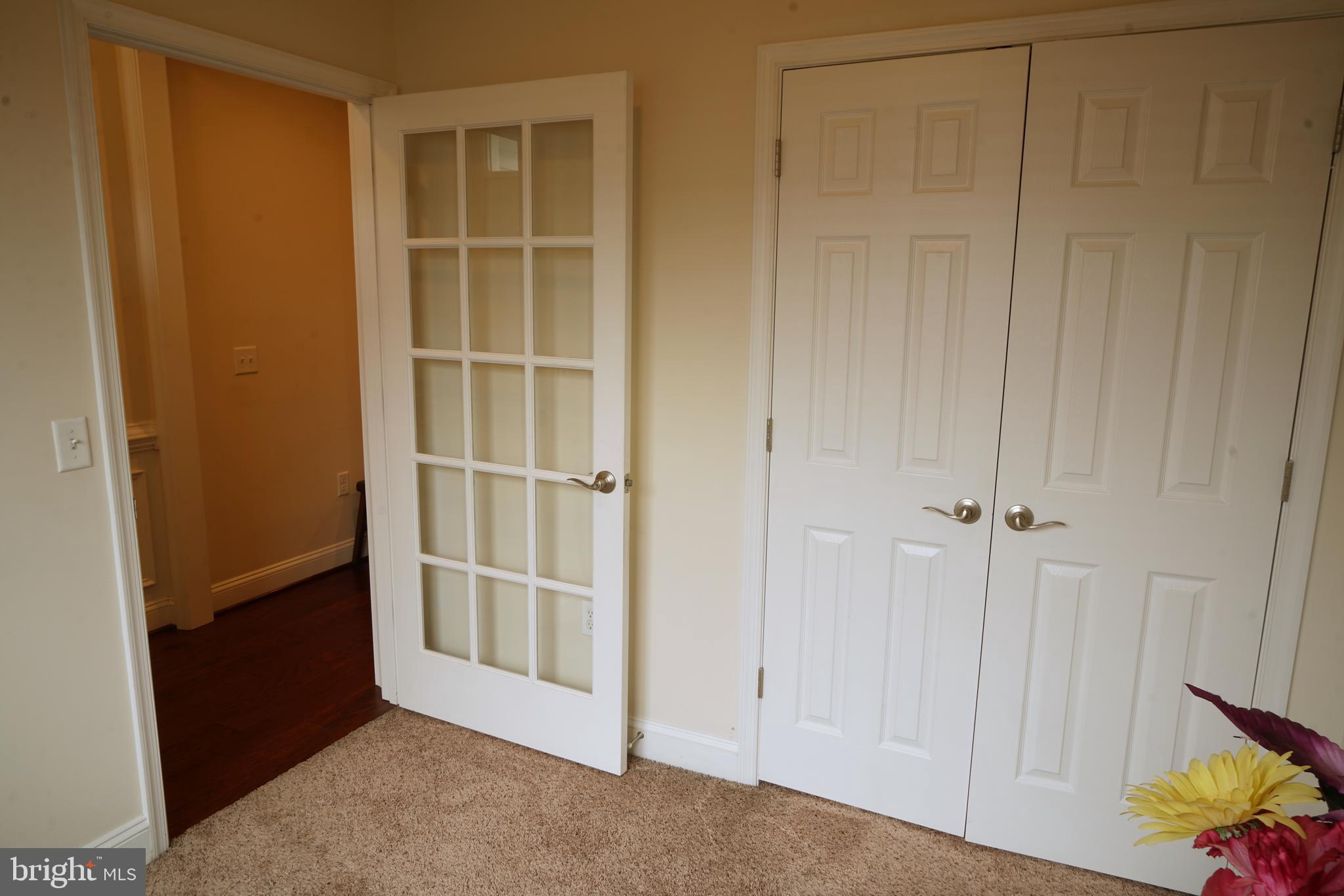 RIVER CROSSING VILLAS - Residential