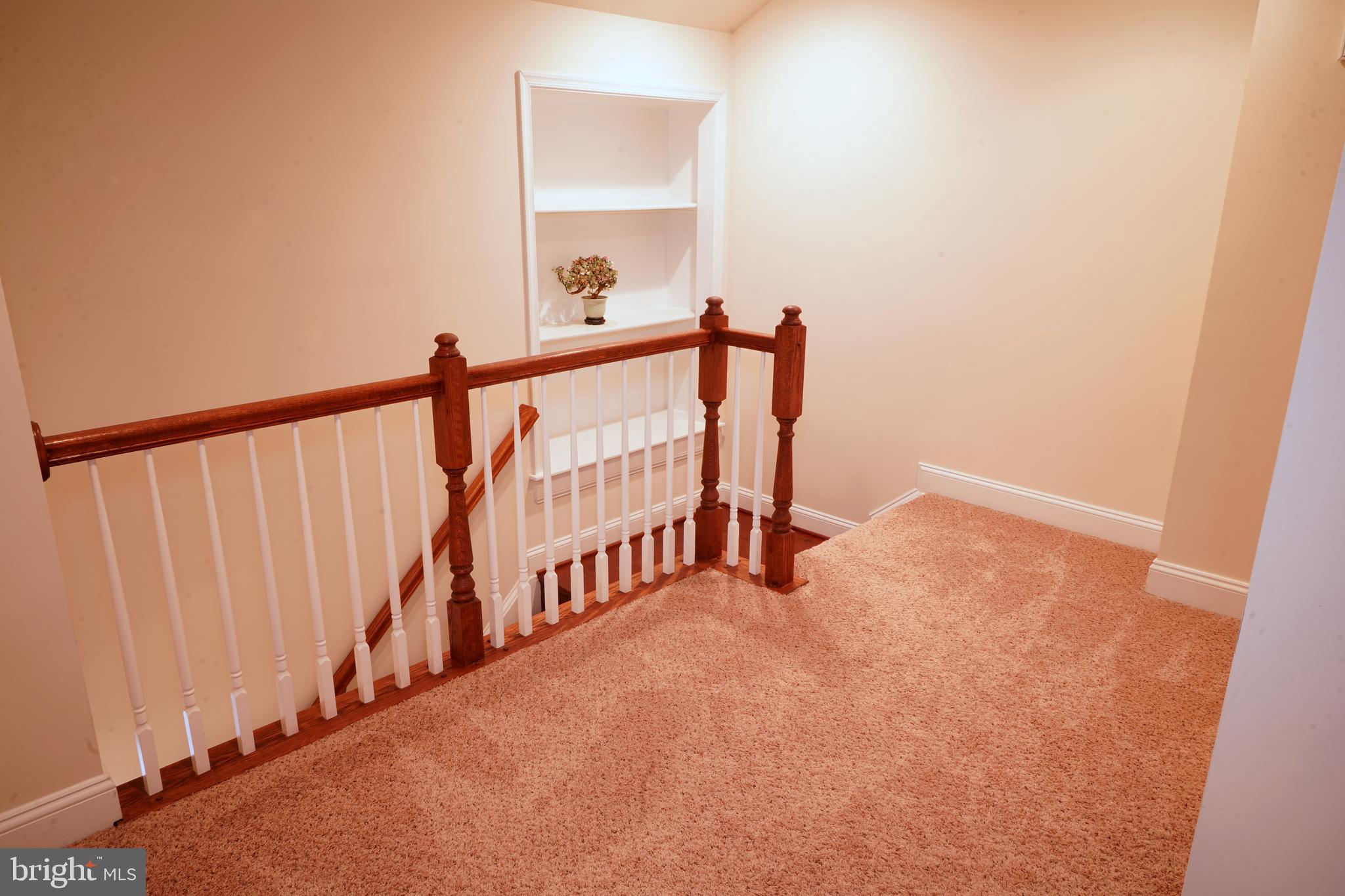 RIVER CROSSING VILLAS - Residential