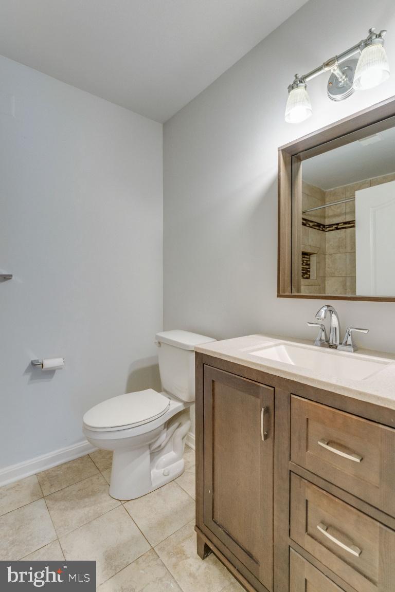 LARGO TOWN CENTER CONDOMINIUMS - Residential