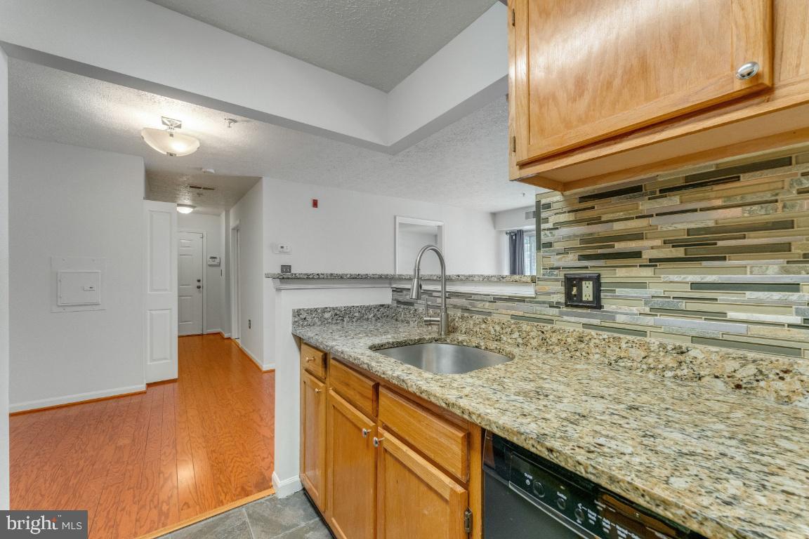 LARGO TOWN CENTER CONDOMINIUMS - Residential