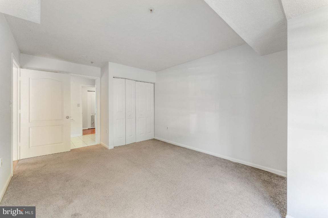 LARGO TOWN CENTER CONDOMINIUMS - Residential