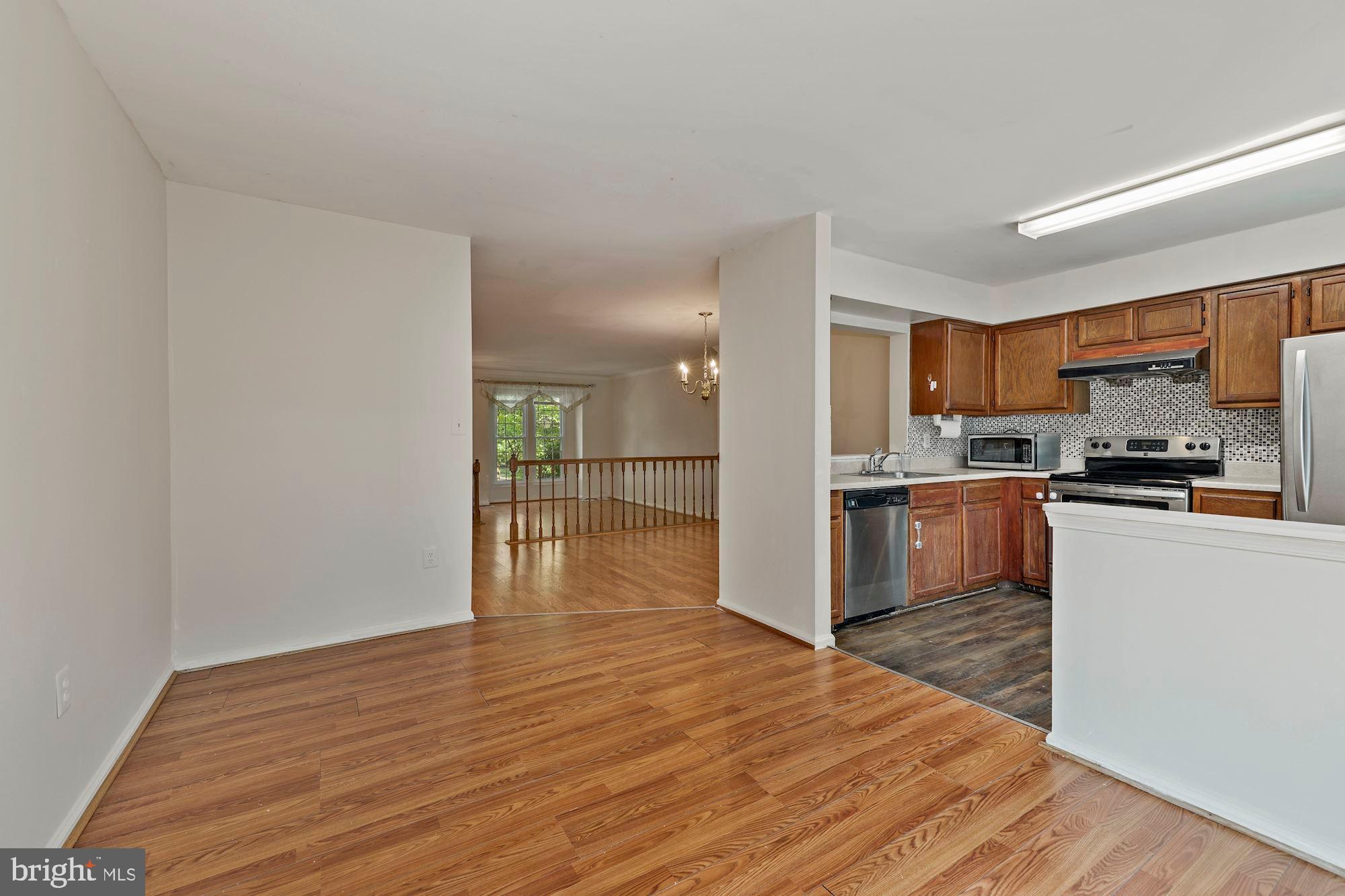 PARK OVERLOOK - Residential Lease