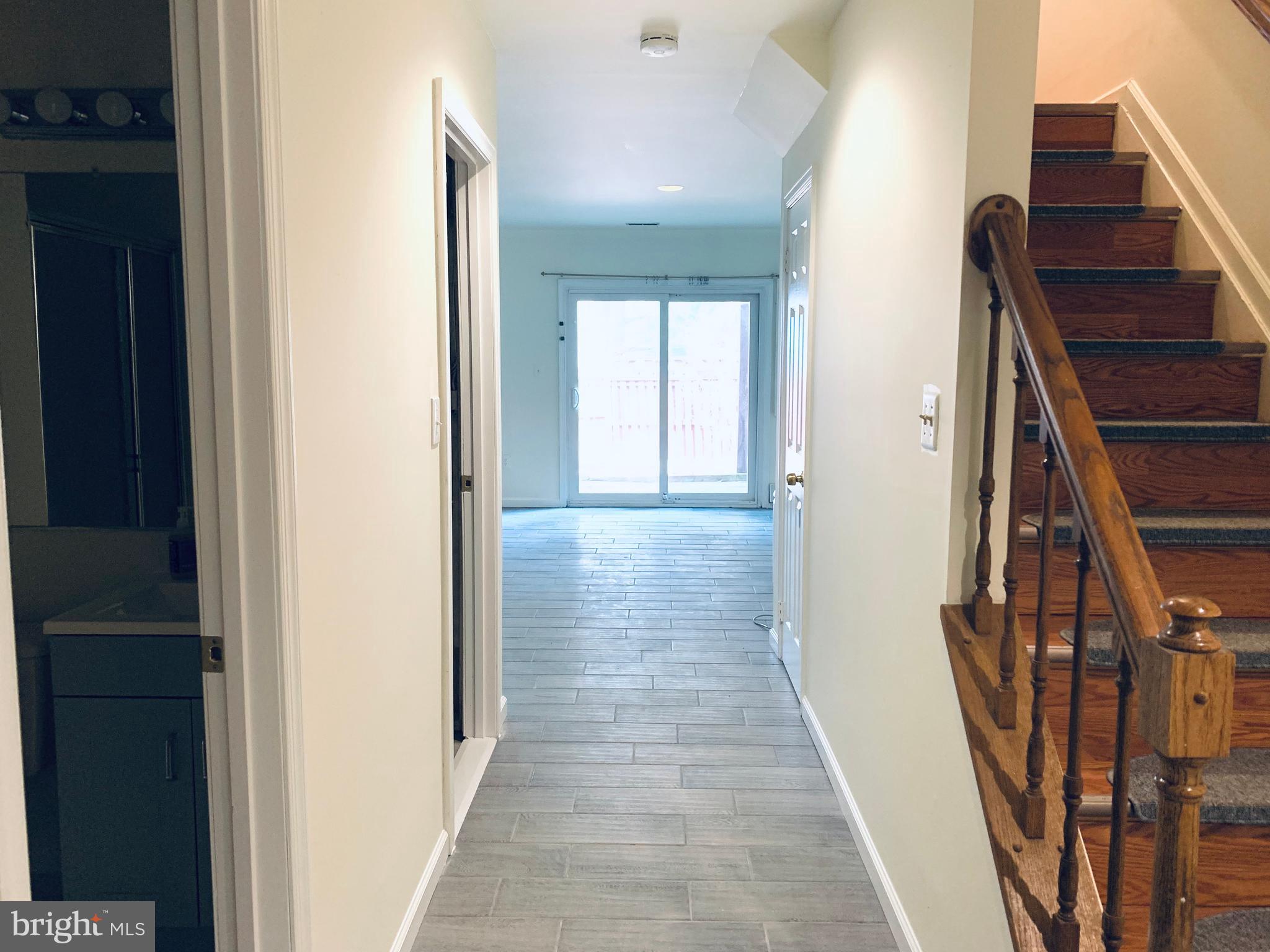 PARK OVERLOOK - Residential Lease