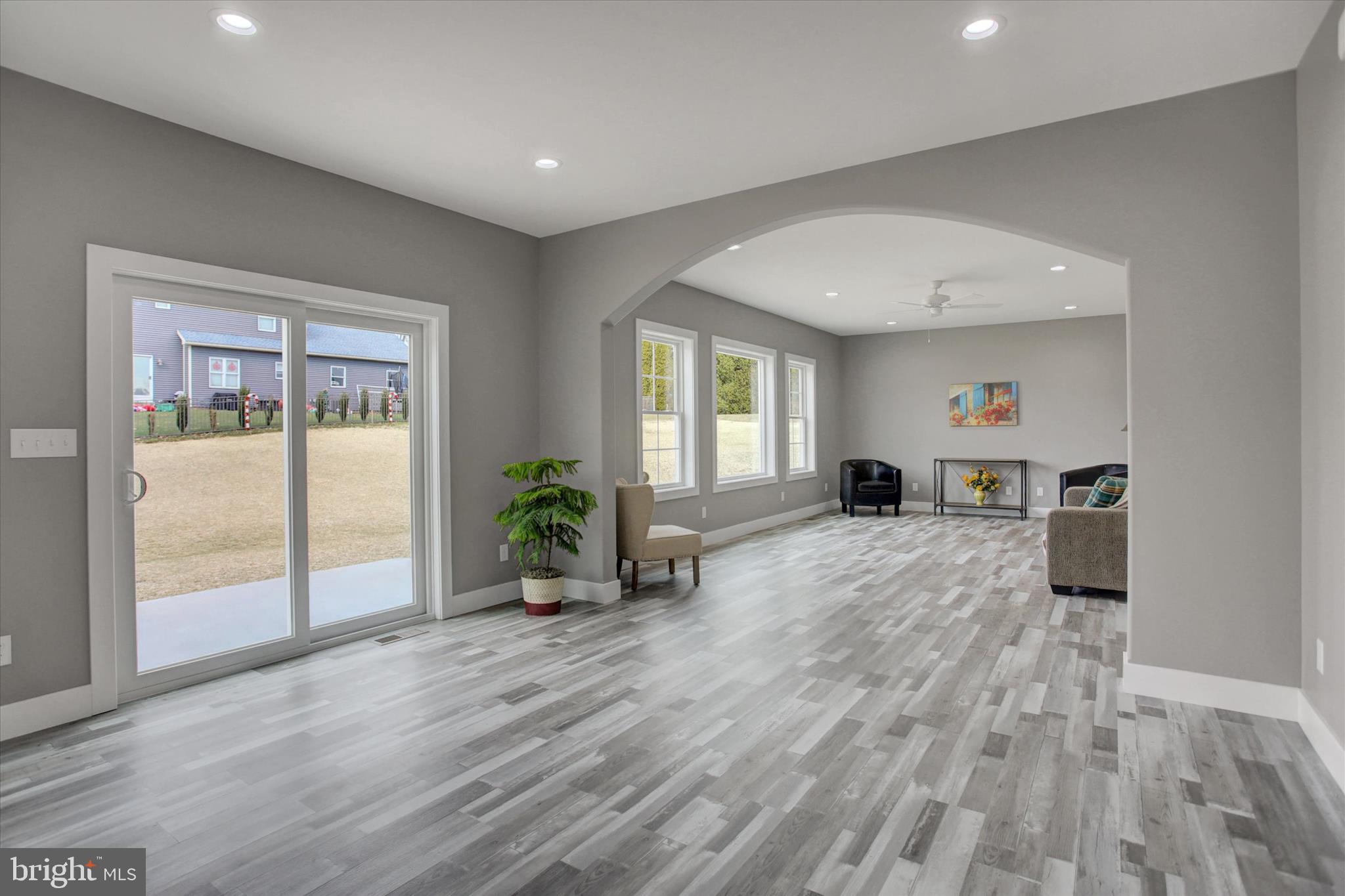 TOWN AND COUNTRY - Residential