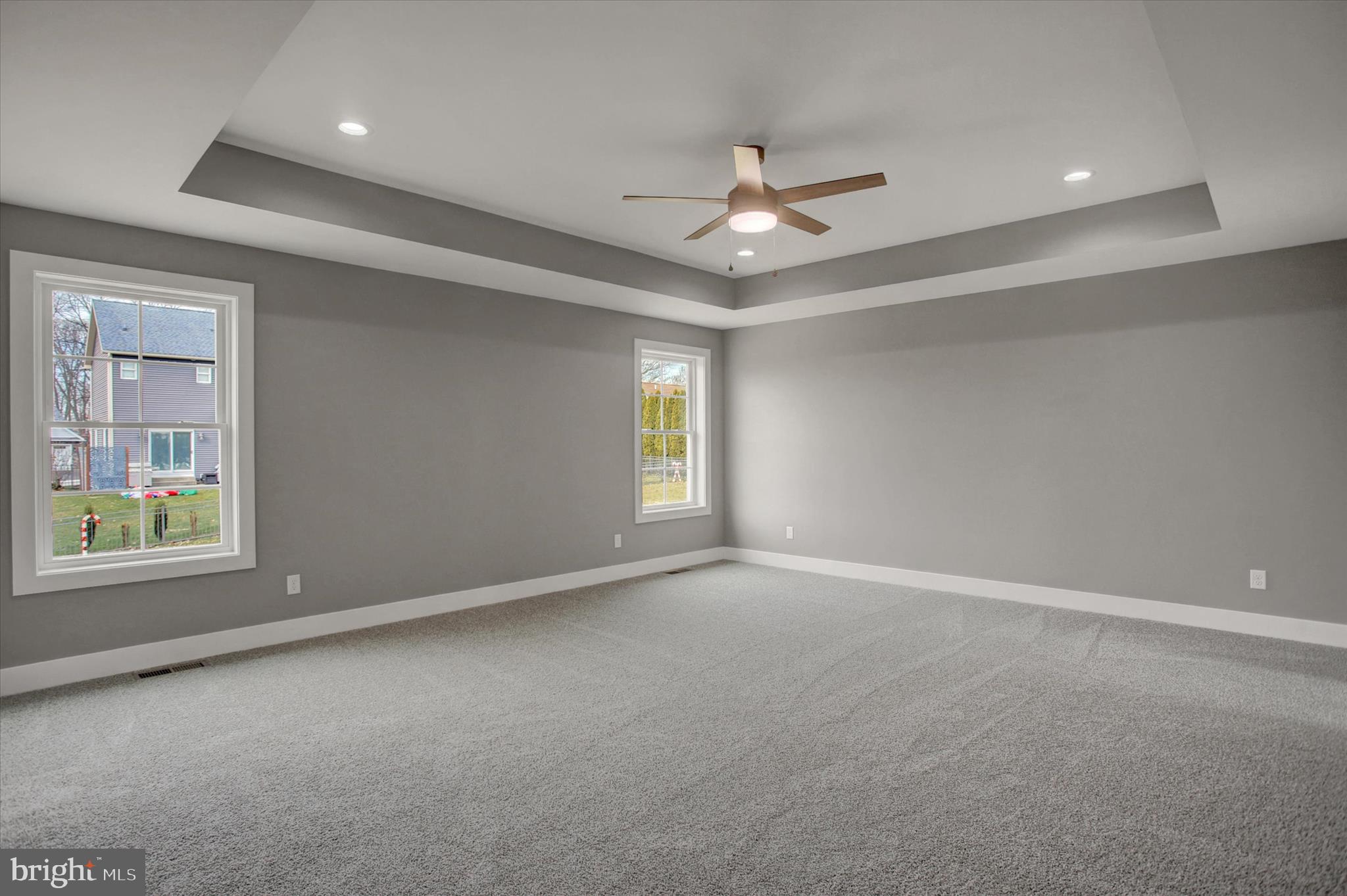 TOWN AND COUNTRY - Residential