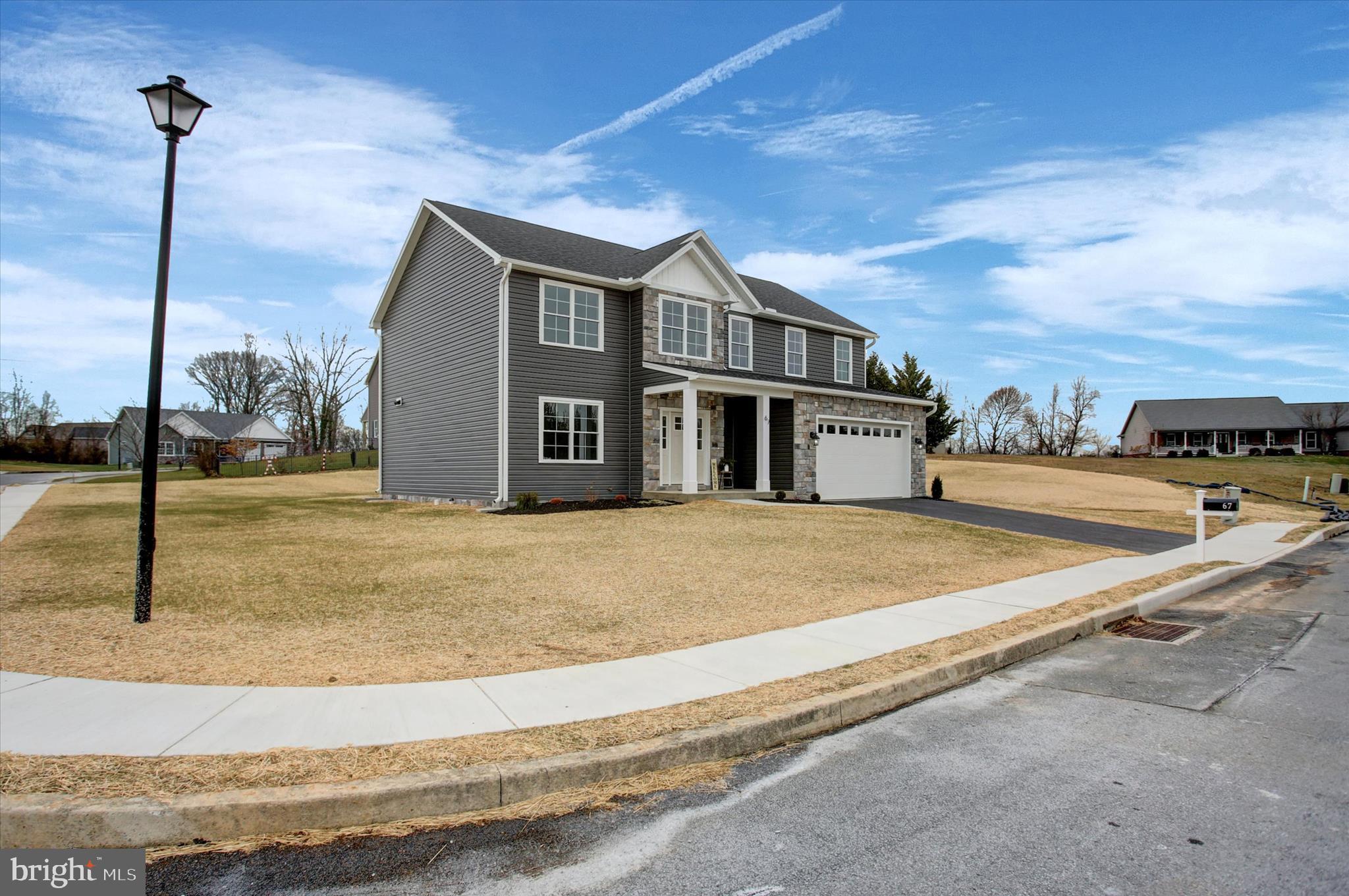 TOWN AND COUNTRY - Residential