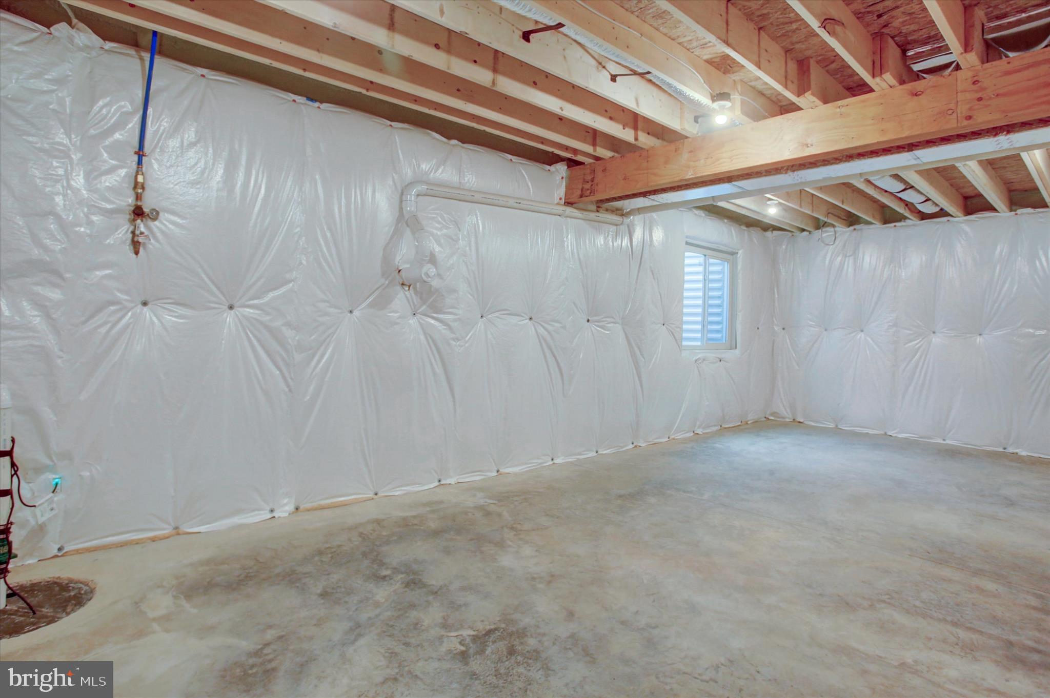 TOWN AND COUNTRY - Residential