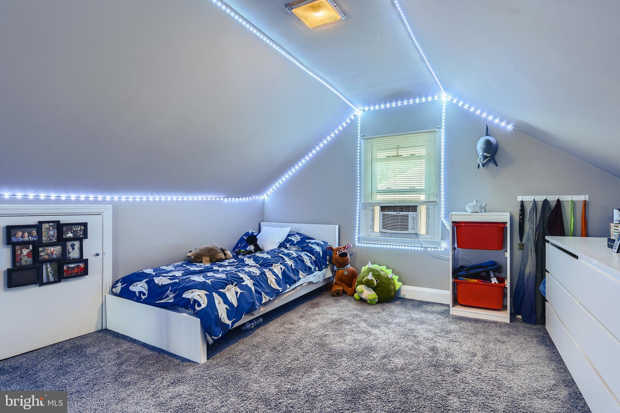 HAWTHORNE - Residential