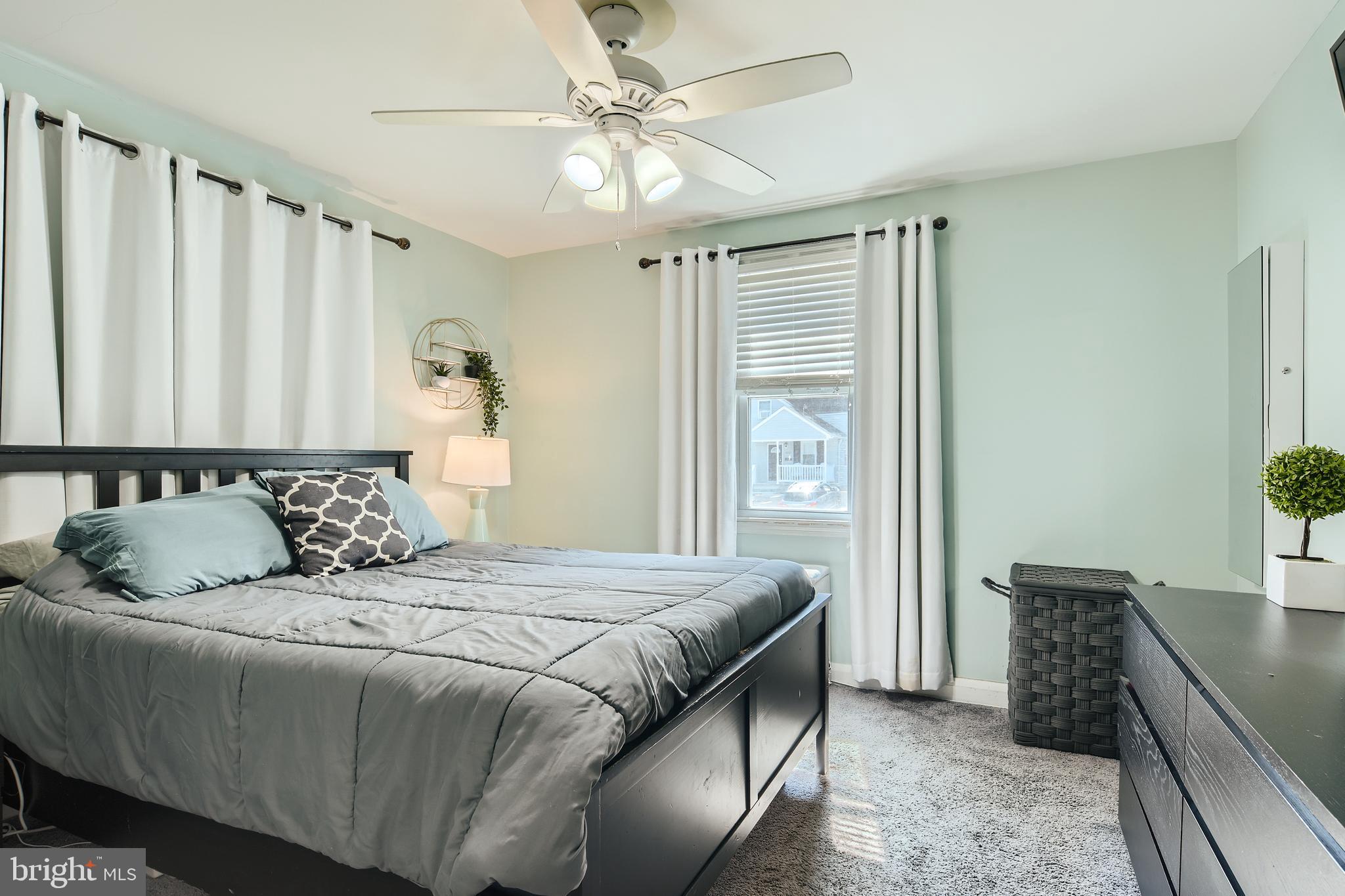 HAWTHORNE - Residential