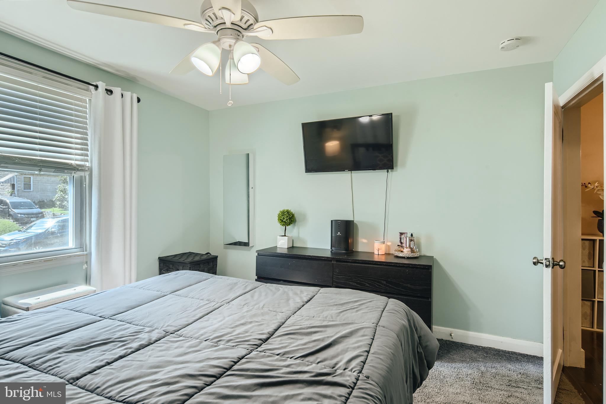 HAWTHORNE - Residential